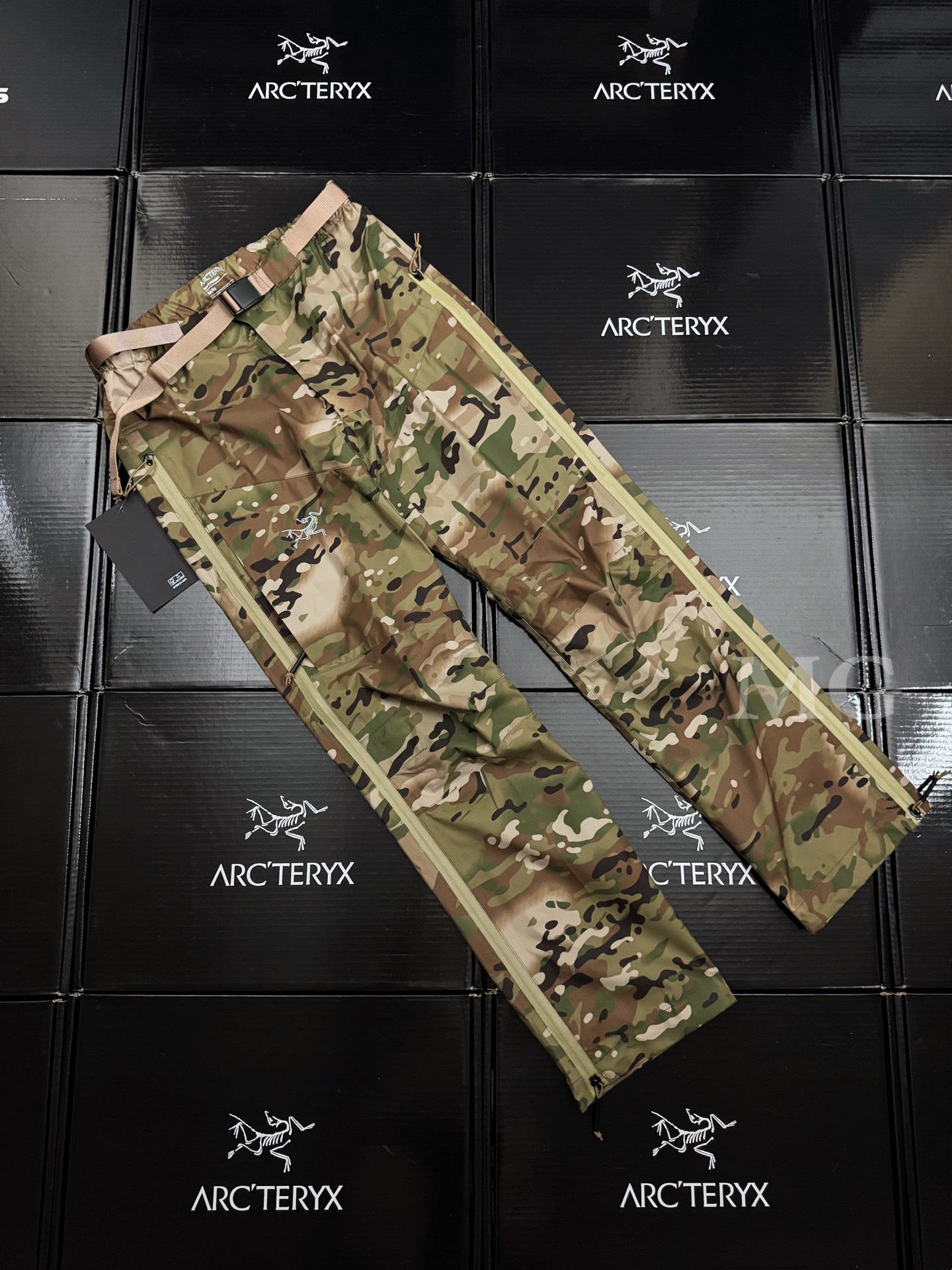 Arc'teryx 一比一 男款迷彩機能長褲 戰術戶外褲 軍風機能穿搭| 14 Arc'teryx 一比一 男款迷彩機能長褲 戰術戶外褲 軍風機能穿搭