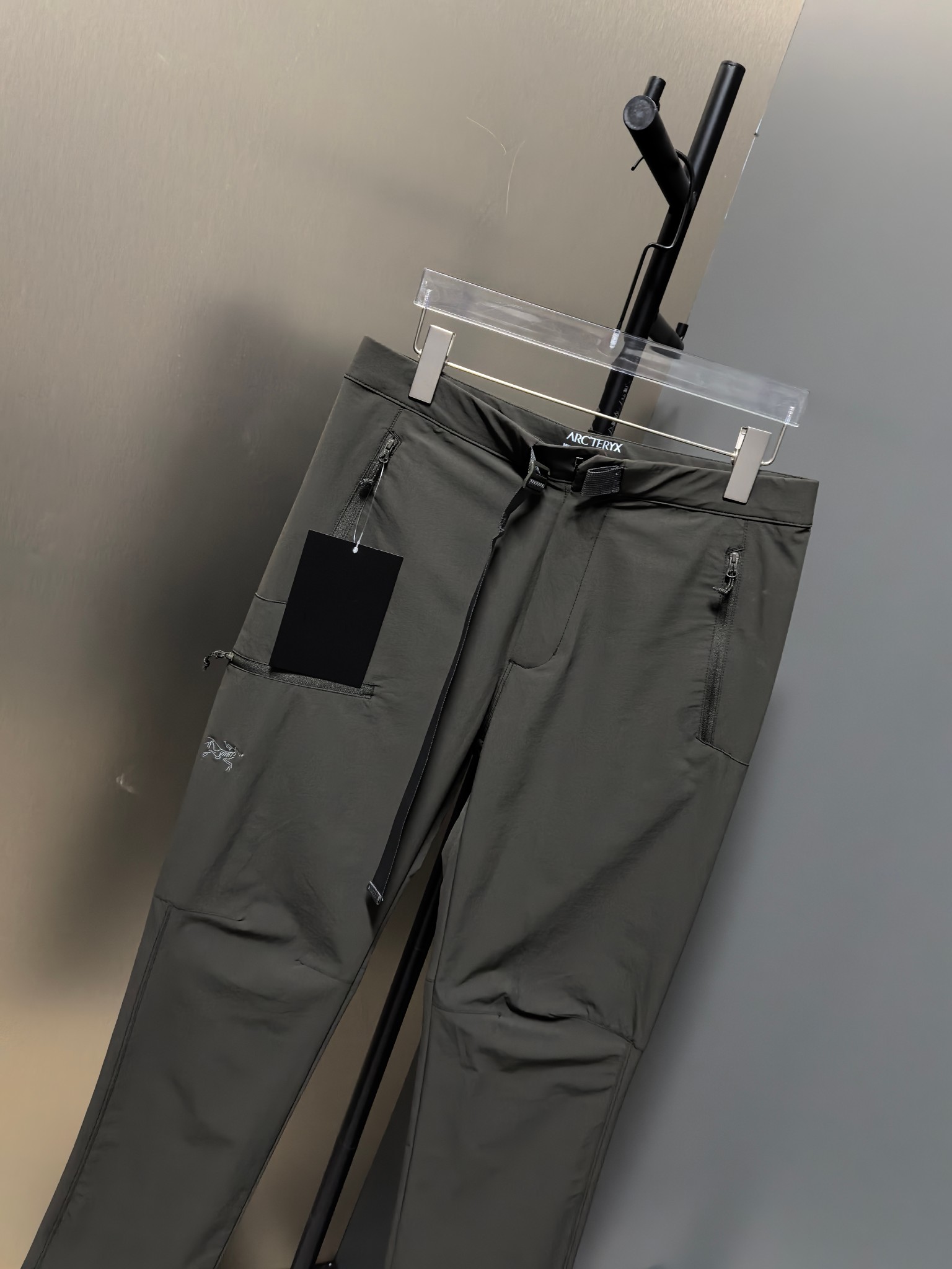Arc'teryx 原單 男款機能長褲 戶外防潑水工裝褲 休閒百搭褲| 11 Arc'teryx 原單 男款機能長褲 戶外防潑水工裝褲 休閒百搭褲