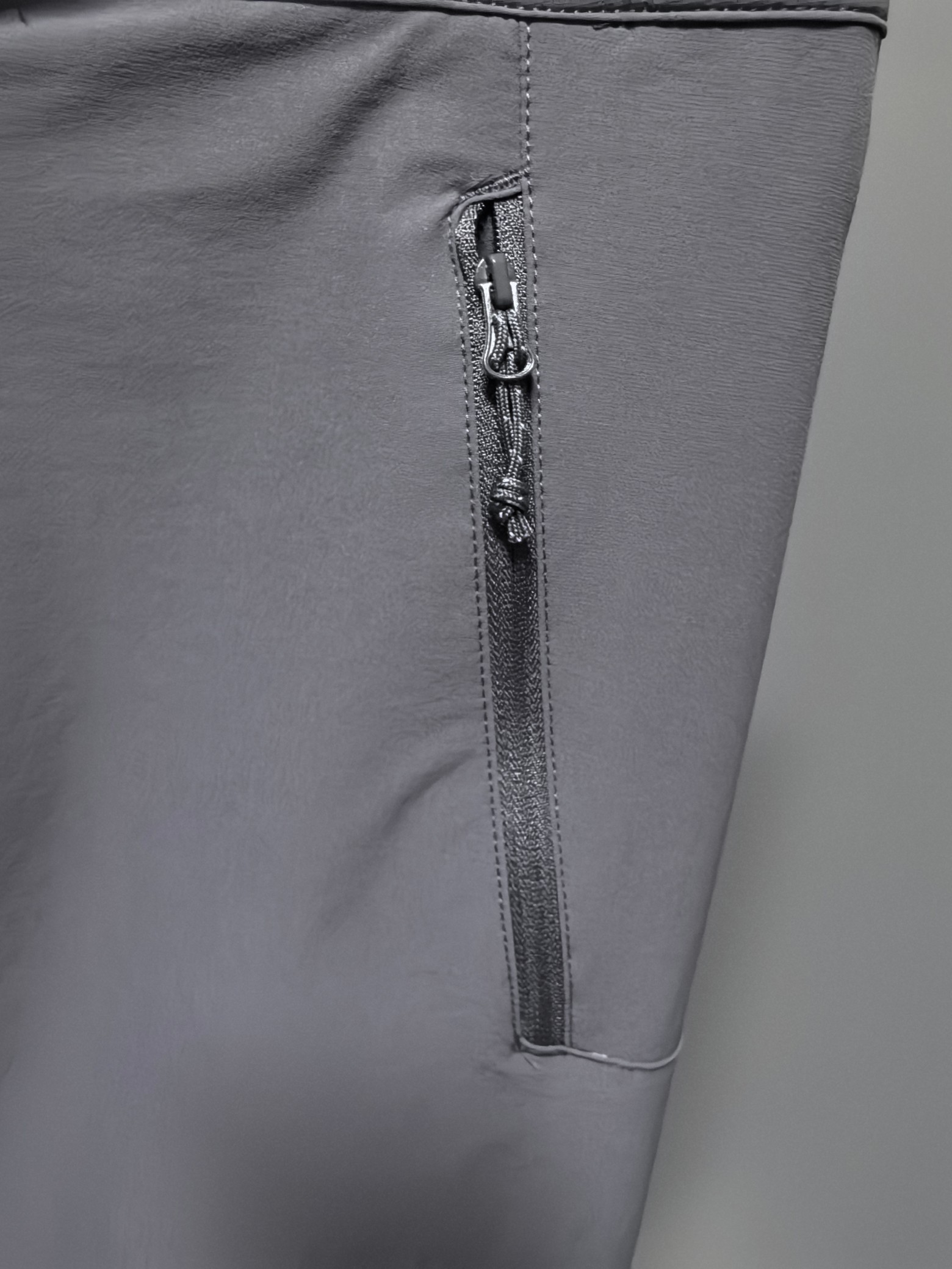 Arc'teryx A貨 男款機能長褲 戶外登山褲 防潑水休閒褲| 12 Arc'teryx A貨 男款機能長褲 戶外登山褲 防潑水休閒褲
