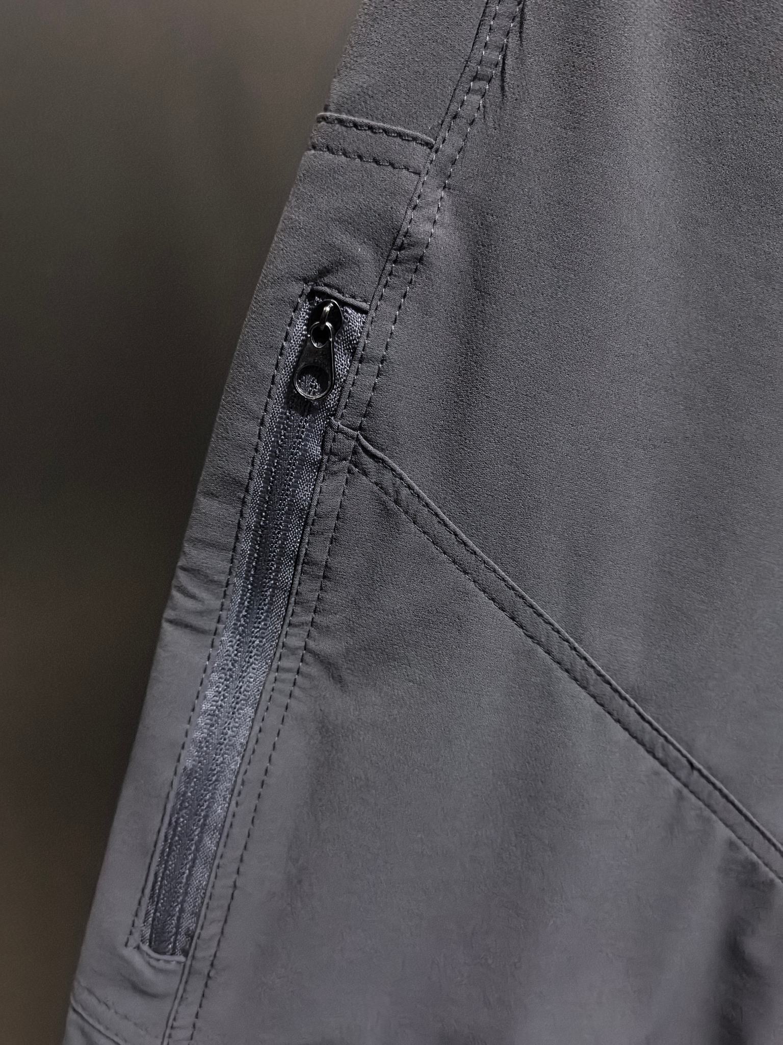 Arc'teryx 原單 男款機能短褲 戶外運動短褲 輕量透氣褲| 12 Arc'teryx 原單 男款機能短褲 戶外運動短褲 輕量透氣褲