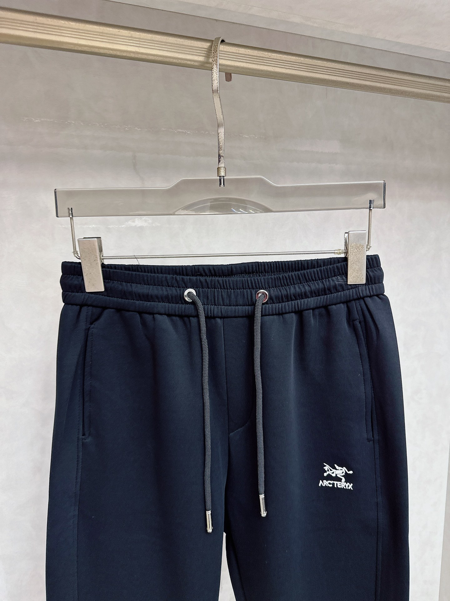 Arc'teryx 高仿 男款束口運動長褲 休閒機能褲 百搭舒適款| 14 Arc'teryx 高仿 男款束口運動長褲 休閒機能褲 百搭舒適款