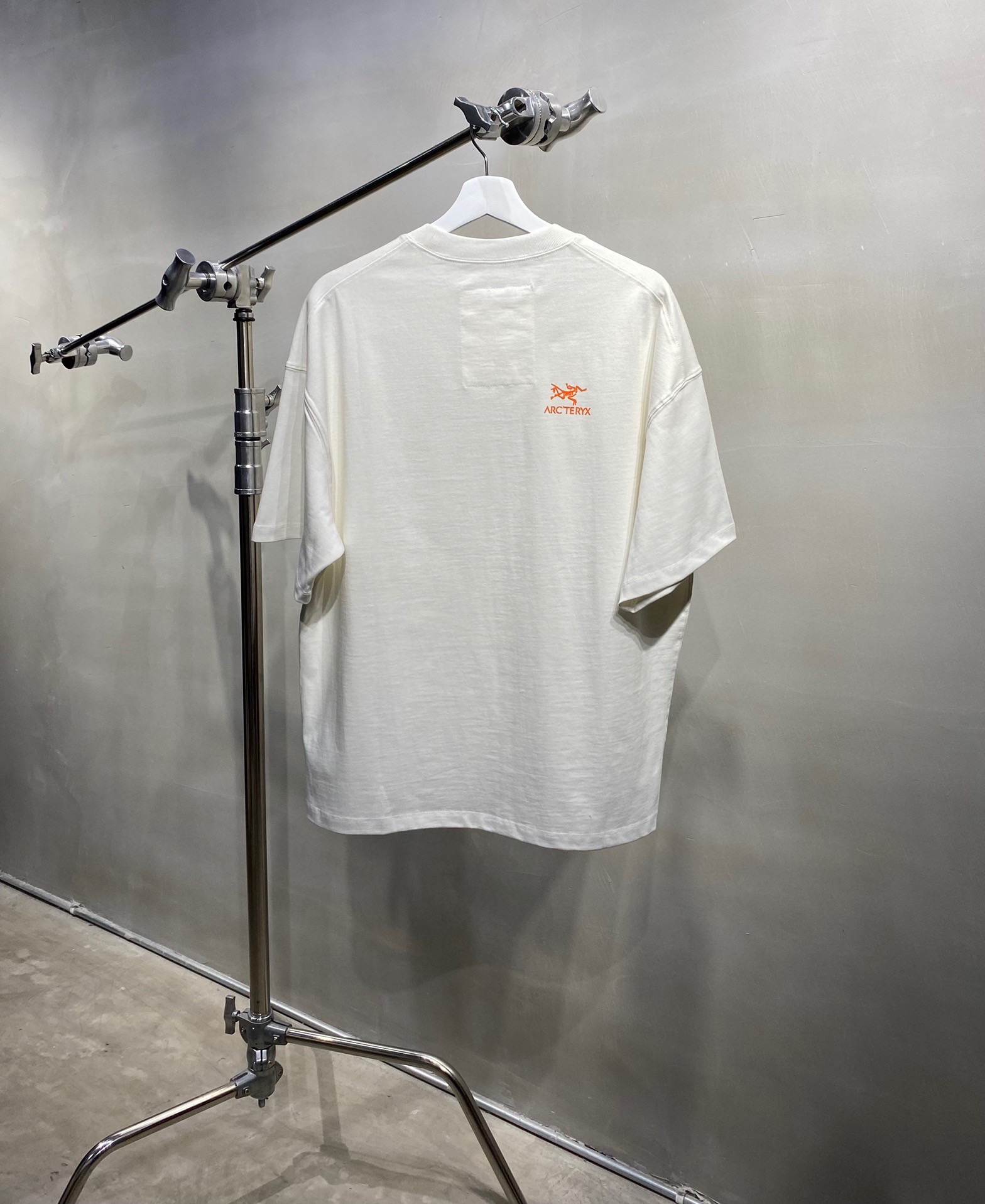 ARC'TERYX 一比一 男款字母印花短袖T恤 極簡戶外休閒款| 12 ARC'TERYX 一比一 男款字母印花短袖T恤 極簡戶外休閒款