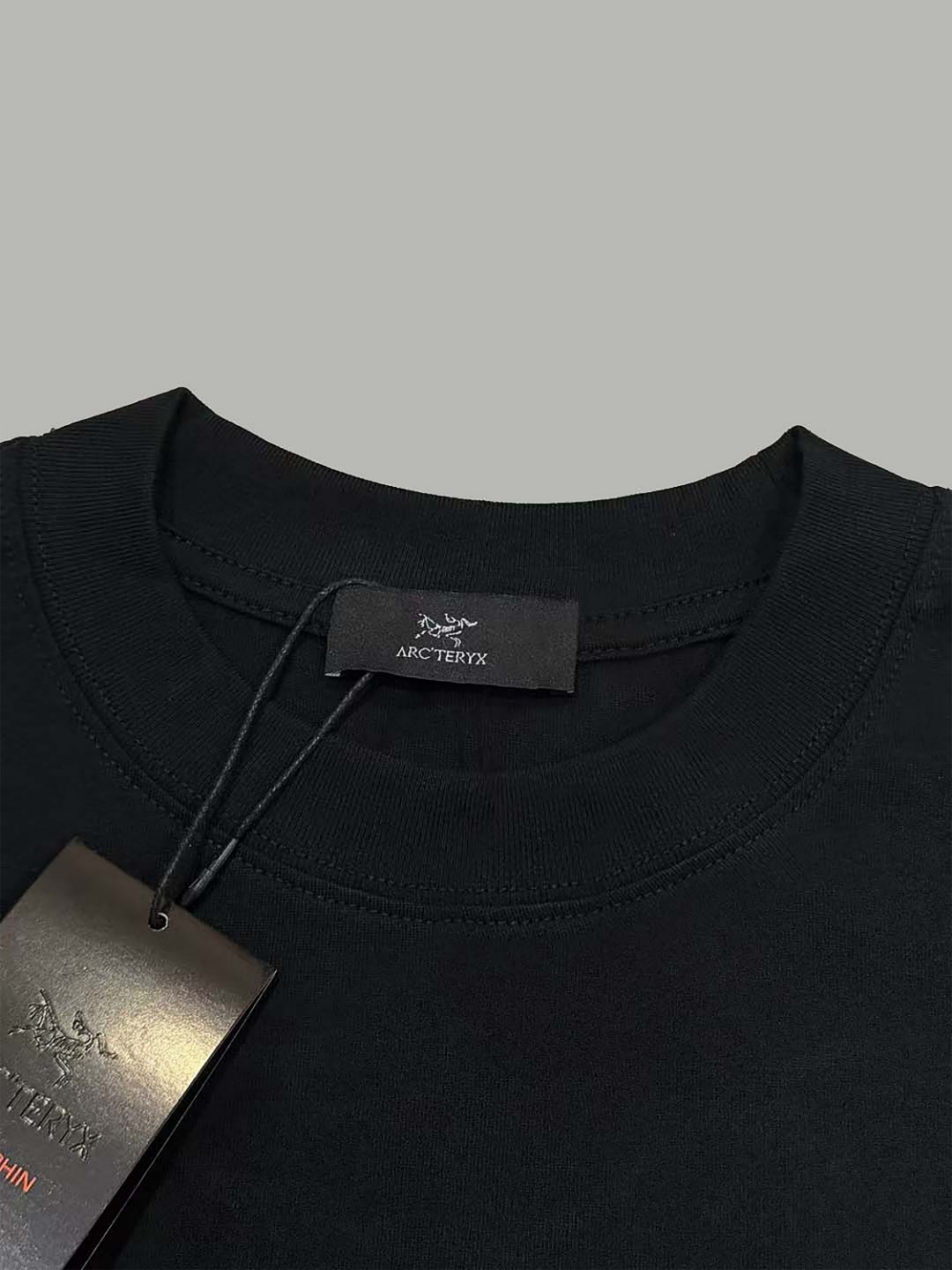 ARC'TERYX 高仿 男款星空印花Logo短袖T恤 潮流戶外設計款| 10 ARC'TERYX 高仿 男款星空印花Logo短袖T恤 潮流戶外設計款