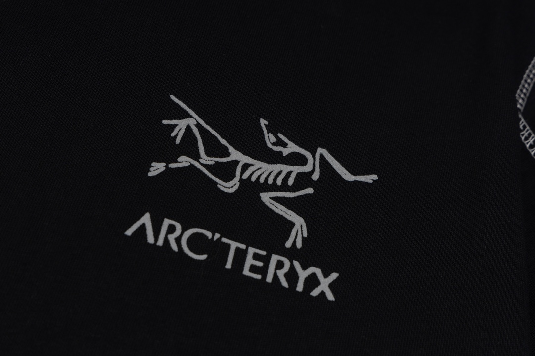 ARC'TERYX 一比一 男款機能拼接短袖T恤 戶外運動款| 11 ARC'TERYX 一比一 男款機能拼接短袖T恤 戶外運動款