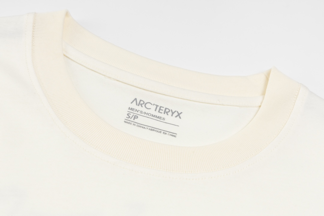 ARC'TERYX 原單 男款機能拼接短袖T恤 運動透氣款| 13 ARC'TERYX 原單 男款機能拼接短袖T恤 運動透氣款