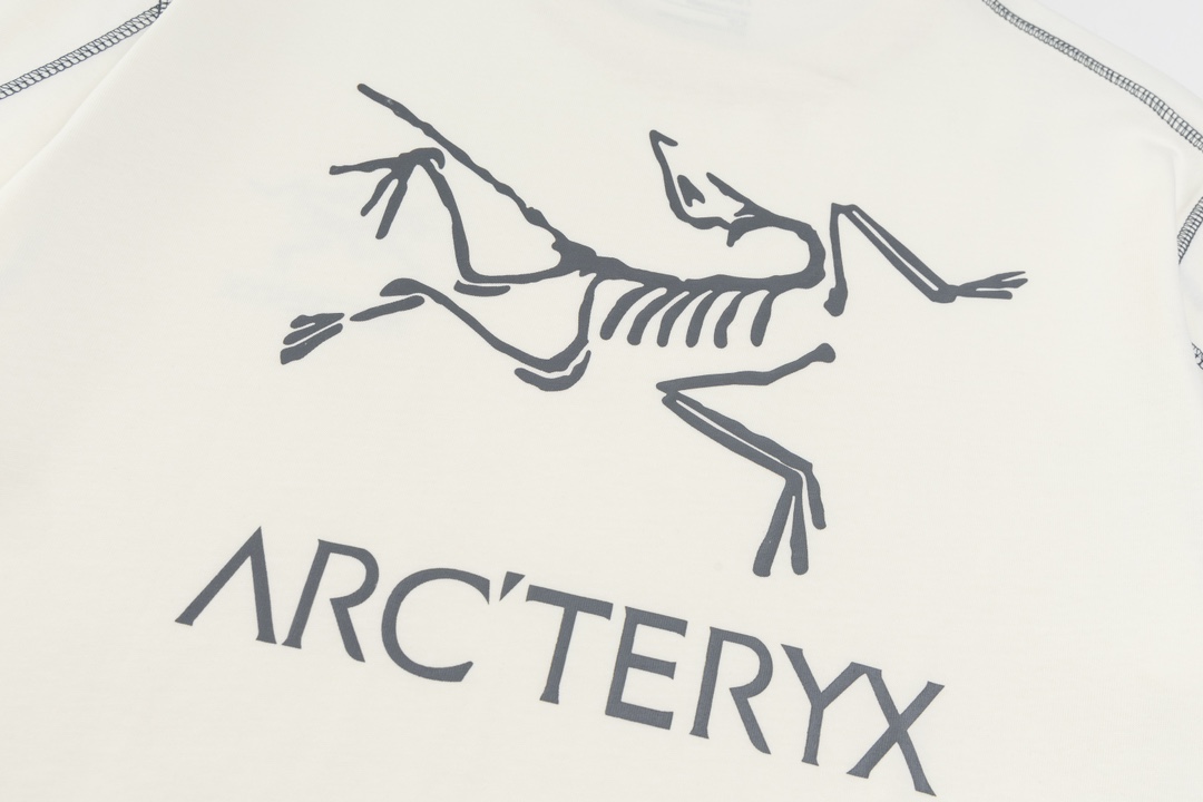 ARC'TERYX 原單 男款機能拼接短袖T恤 運動透氣款| 11 ARC'TERYX 原單 男款機能拼接短袖T恤 運動透氣款