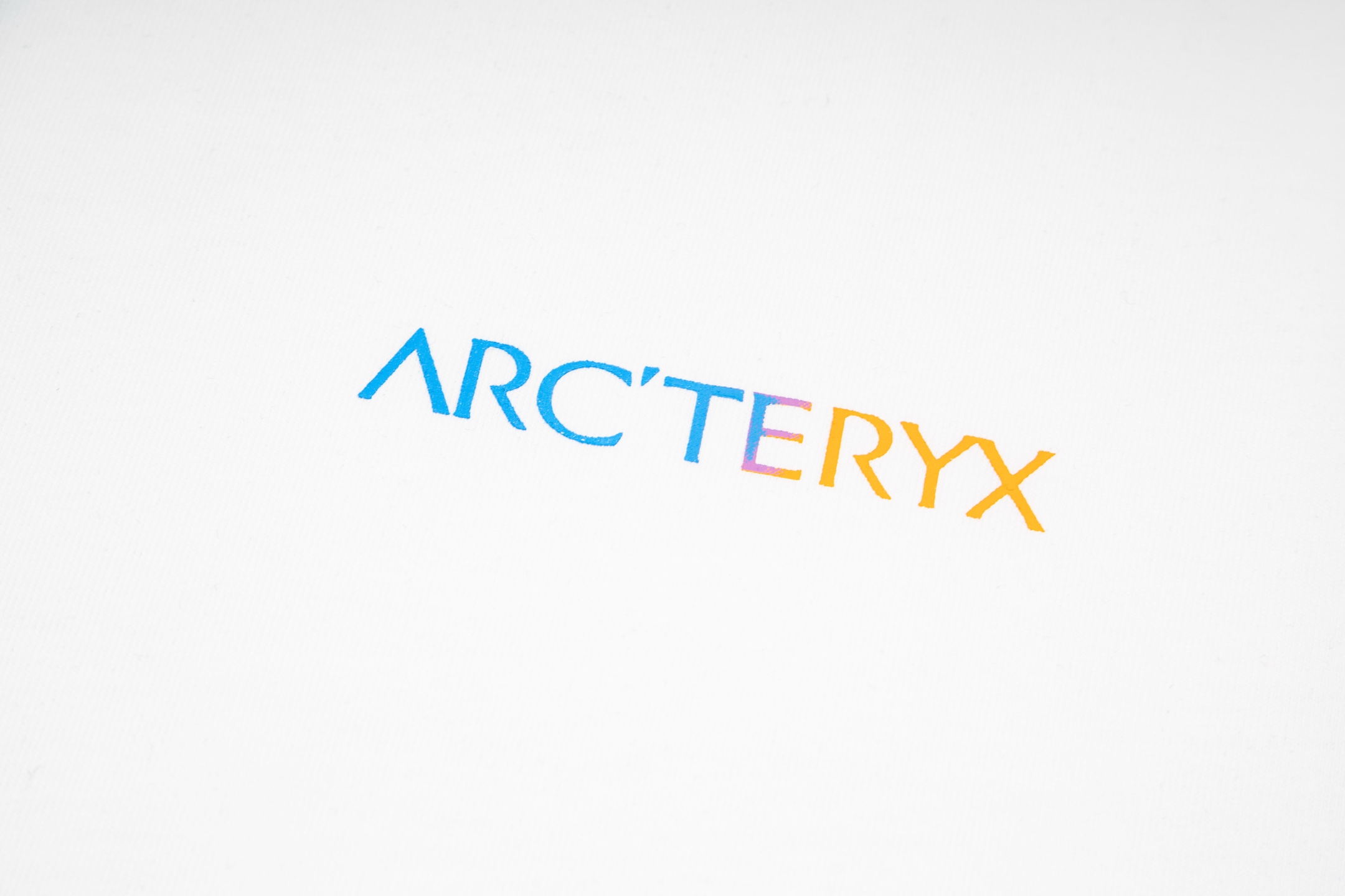 ARC'TERYX A貨 男款拼接線條短袖T恤 運動機能款| 13 ARC'TERYX A貨 男款拼接線條短袖T恤 運動機能款