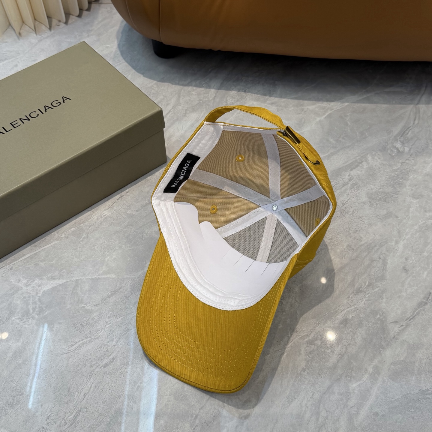BALENCIAGA 一比一 男款 LOGO刺繡棒球帽 黃色潮流帽| 12 BALENCIAGA 一比一 男款 LOGO刺繡棒球帽 黃色潮流帽