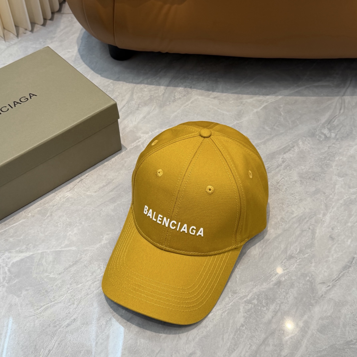 BALENCIAGA 一比一 男款 LOGO刺繡棒球帽 黃色潮流帽| 9 BALENCIAGA 一比一 男款 LOGO刺繡棒球帽 黃色潮流帽