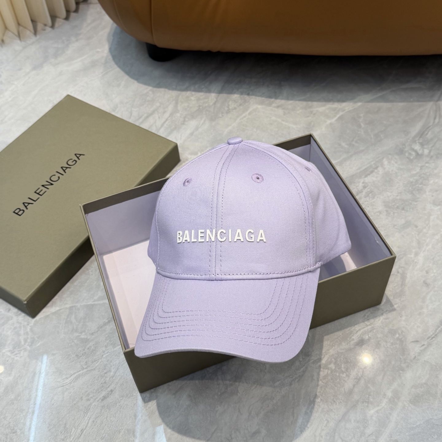 BALENCIAGA 高仿 男款 LOGO刺繡棒球帽 淡紫色潮流帽| 8 BALENCIAGA 高仿 男款 LOGO刺繡棒球帽 淡紫色潮流帽