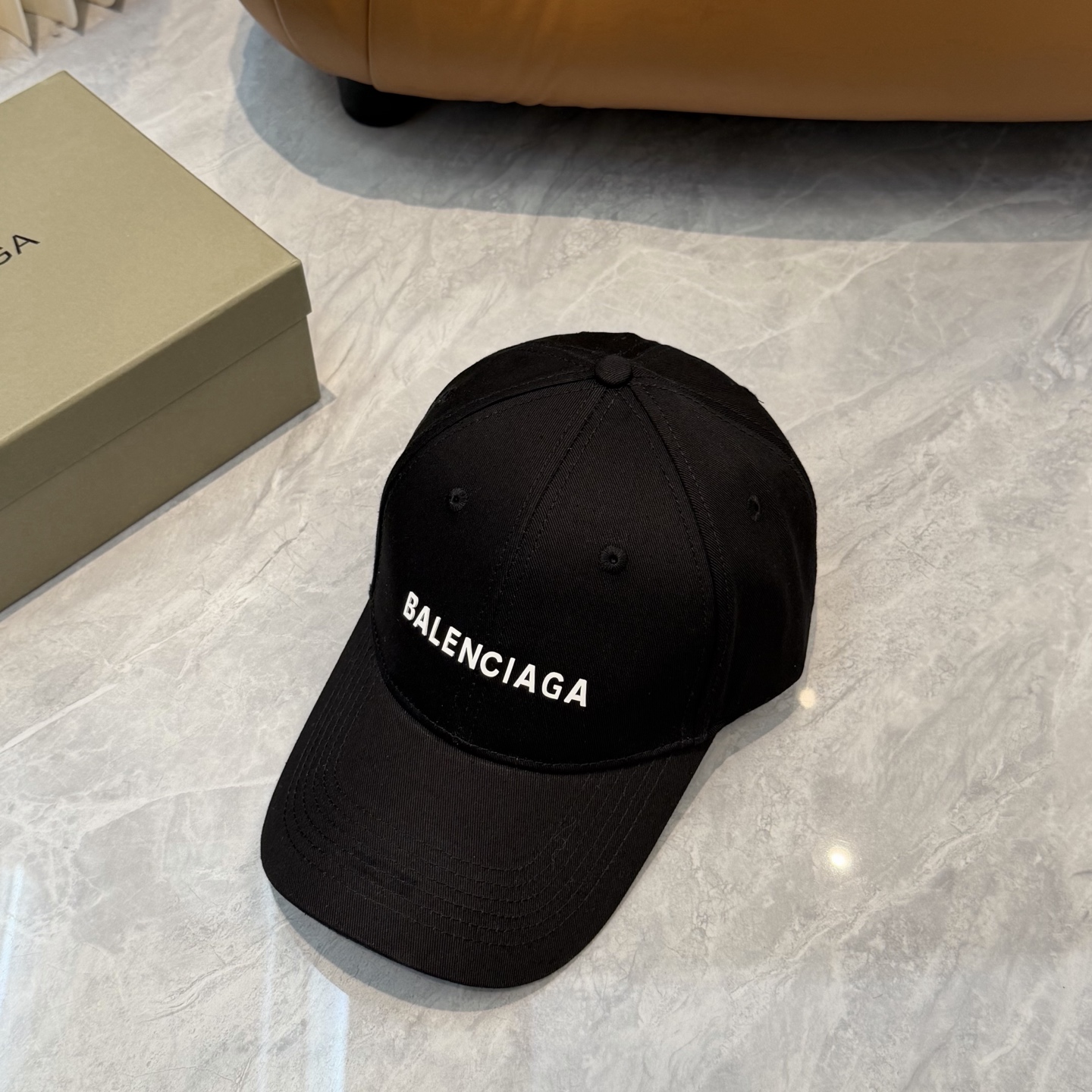 BALENCIAGA 一比一 男款 LOGO刺繡棒球帽 黑色經典潮流帽| 10 BALENCIAGA 一比一 男款 LOGO刺繡棒球帽 黑色經典潮流帽