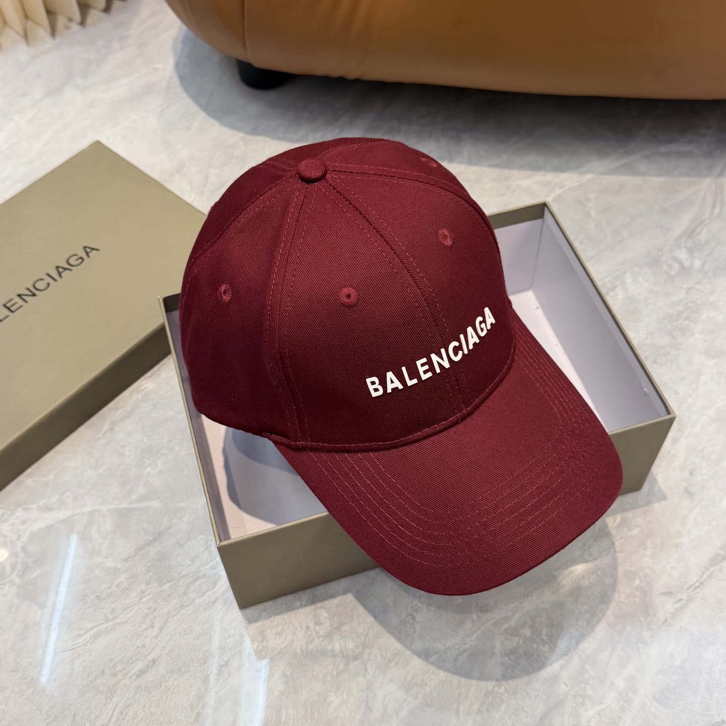 BALENCIAGA 原單 男款 LOGO刺繡棒球帽 酒紅色街頭潮流帽| 11 BALENCIAGA 原單 男款 LOGO刺繡棒球帽 酒紅色街頭潮流帽