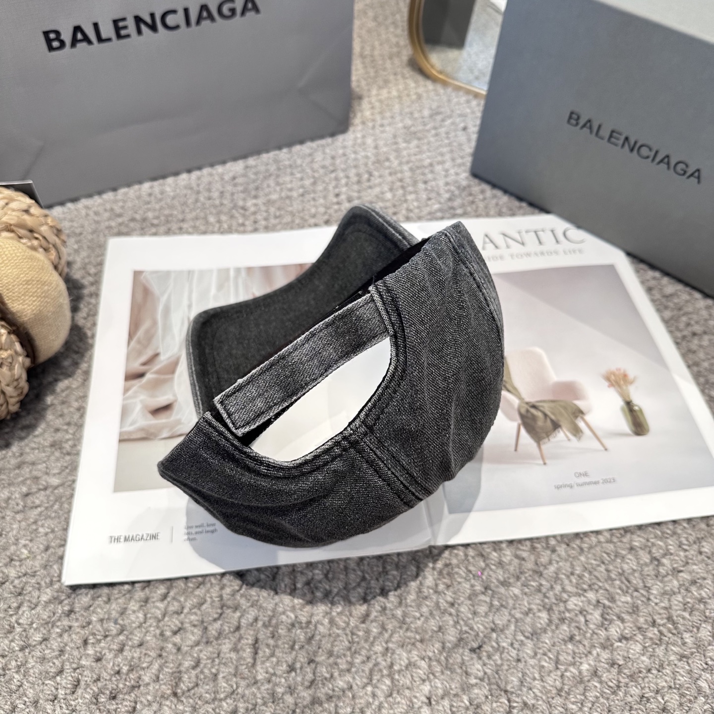 BALENCIAGA 高仿 男款 做舊牛仔BB刺繡棒球帽 潮流設計帽| 7 BALENCIAGA 高仿 男款 做舊牛仔BB刺繡棒球帽 潮流設計帽