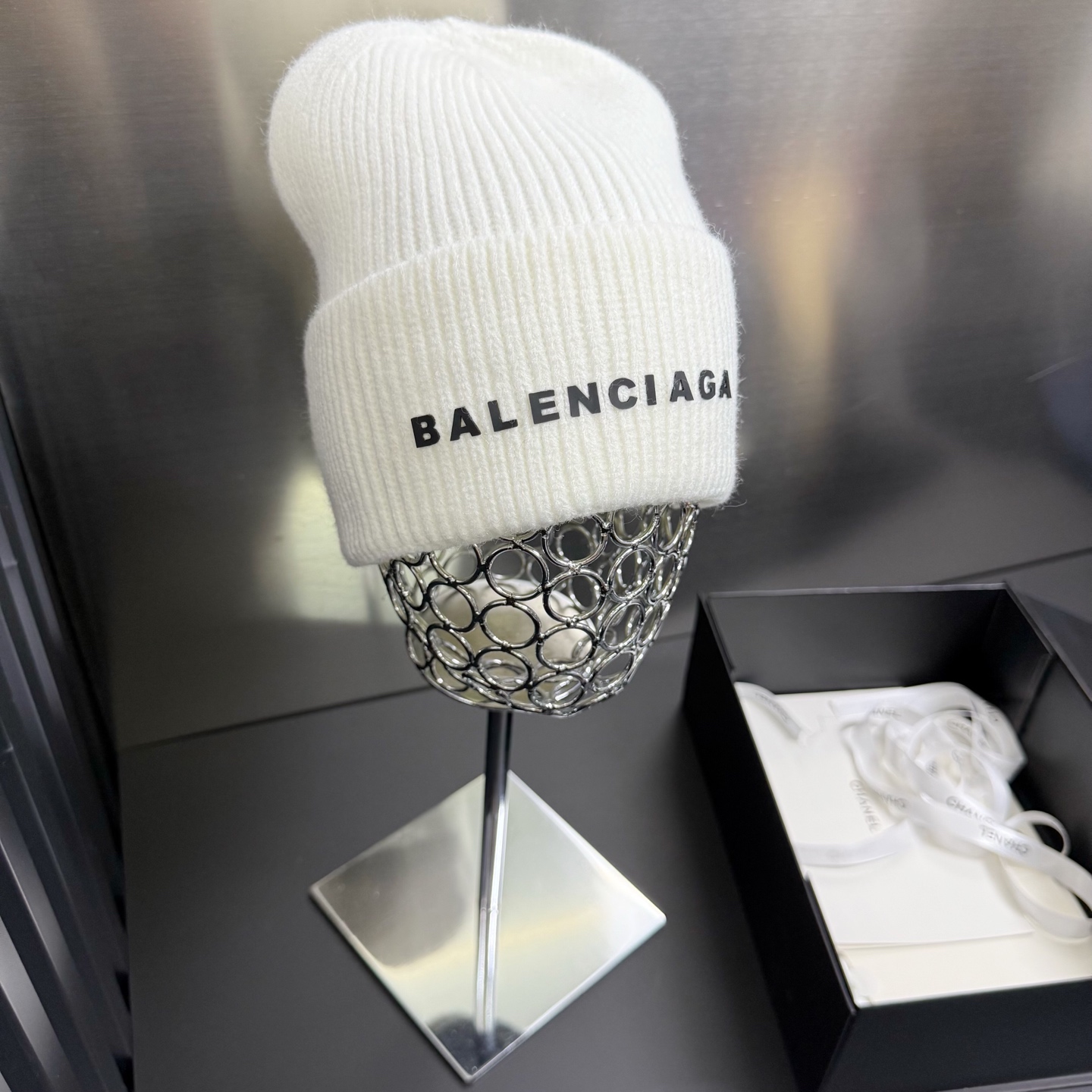 BALENCIAGA 高仿 男女款 LOGO針織毛帽 冬季保暖帽| 11 BALENCIAGA 高仿 男女款 LOGO針織毛帽 冬季保暖帽