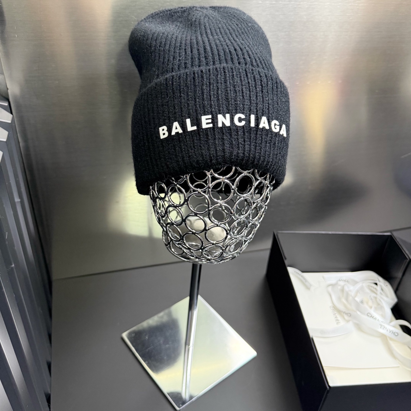 BALENCIAGA 高仿 男女款 LOGO針織毛帽 冬季保暖帽| 10 BALENCIAGA 高仿 男女款 LOGO針織毛帽 冬季保暖帽