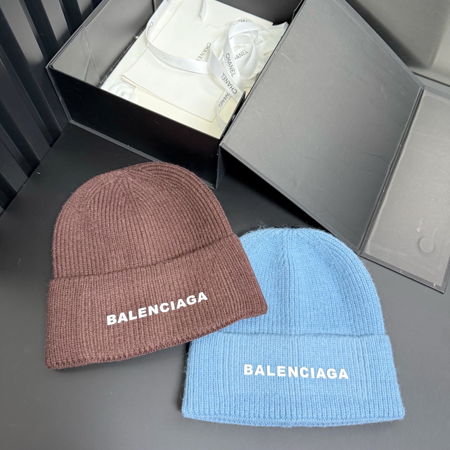 BALENCIAGA 高仿 男女款 LOGO針織毛帽 冬季保暖帽| 8 BALENCIAGA 高仿 男女款 LOGO針織毛帽 冬季保暖帽