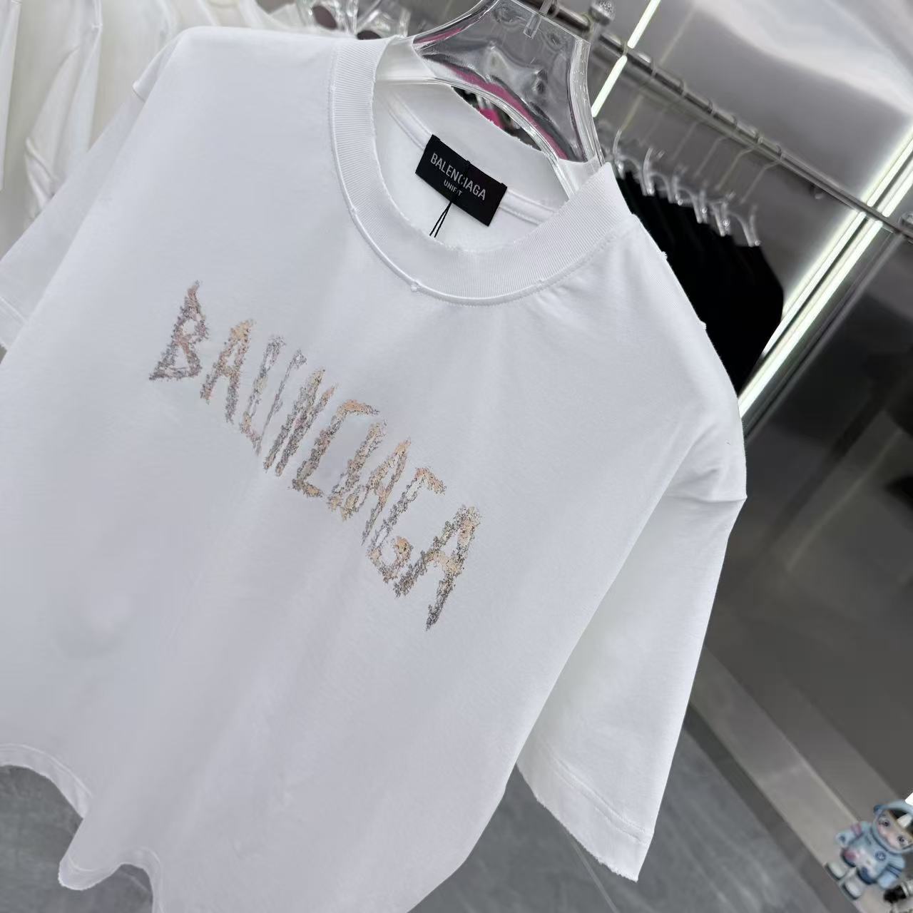 Balenciaga 一比一 男款 字母刺繡短袖T恤 潮流百搭款| 11 Balenciaga 一比一 男款 字母刺繡短袖T恤 潮流百搭款