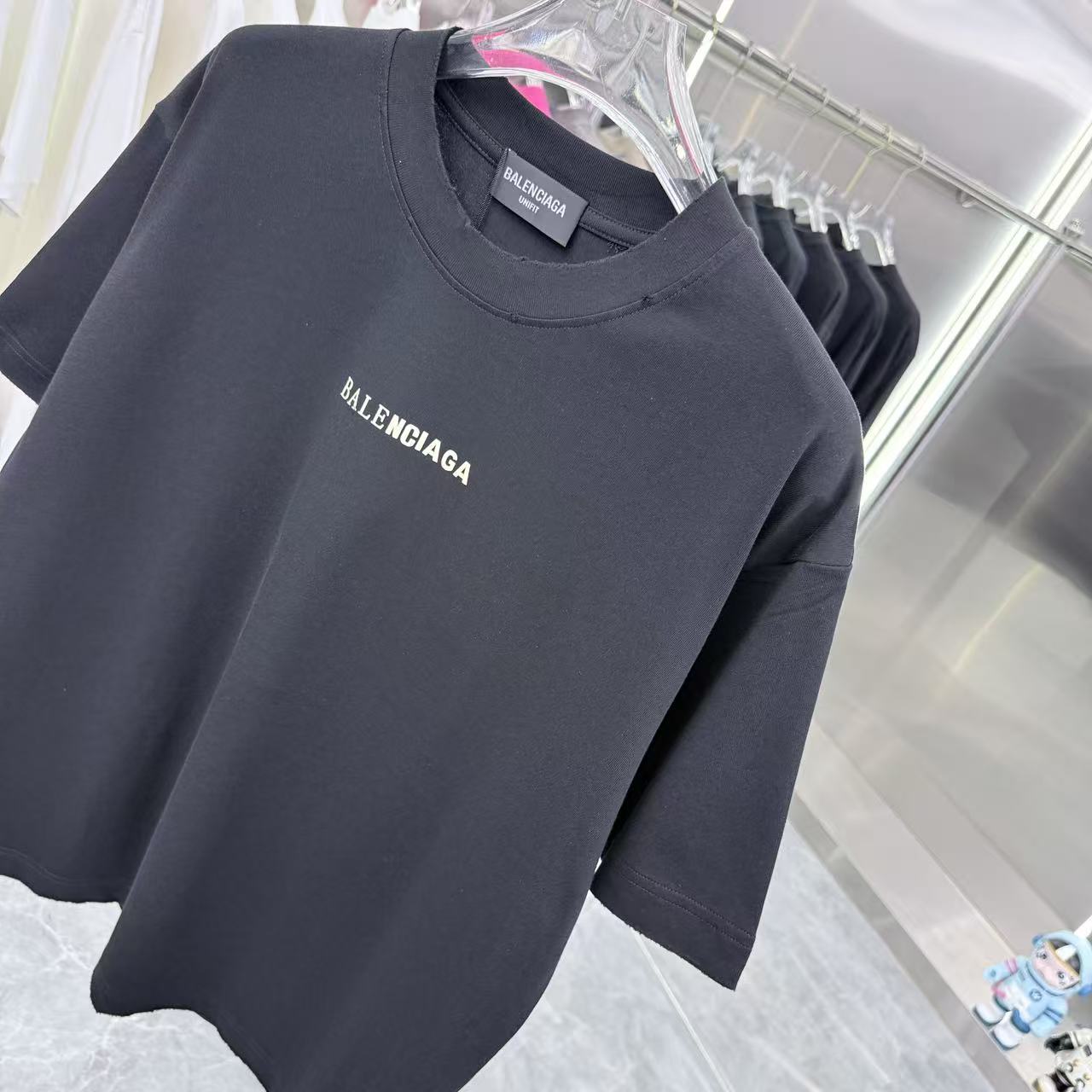 Balenciaga A貨 男款字母印花短袖T恤 時尚街頭風格上衣| 11 Balenciaga A貨 男款字母印花短袖T恤 時尚街頭風格上衣