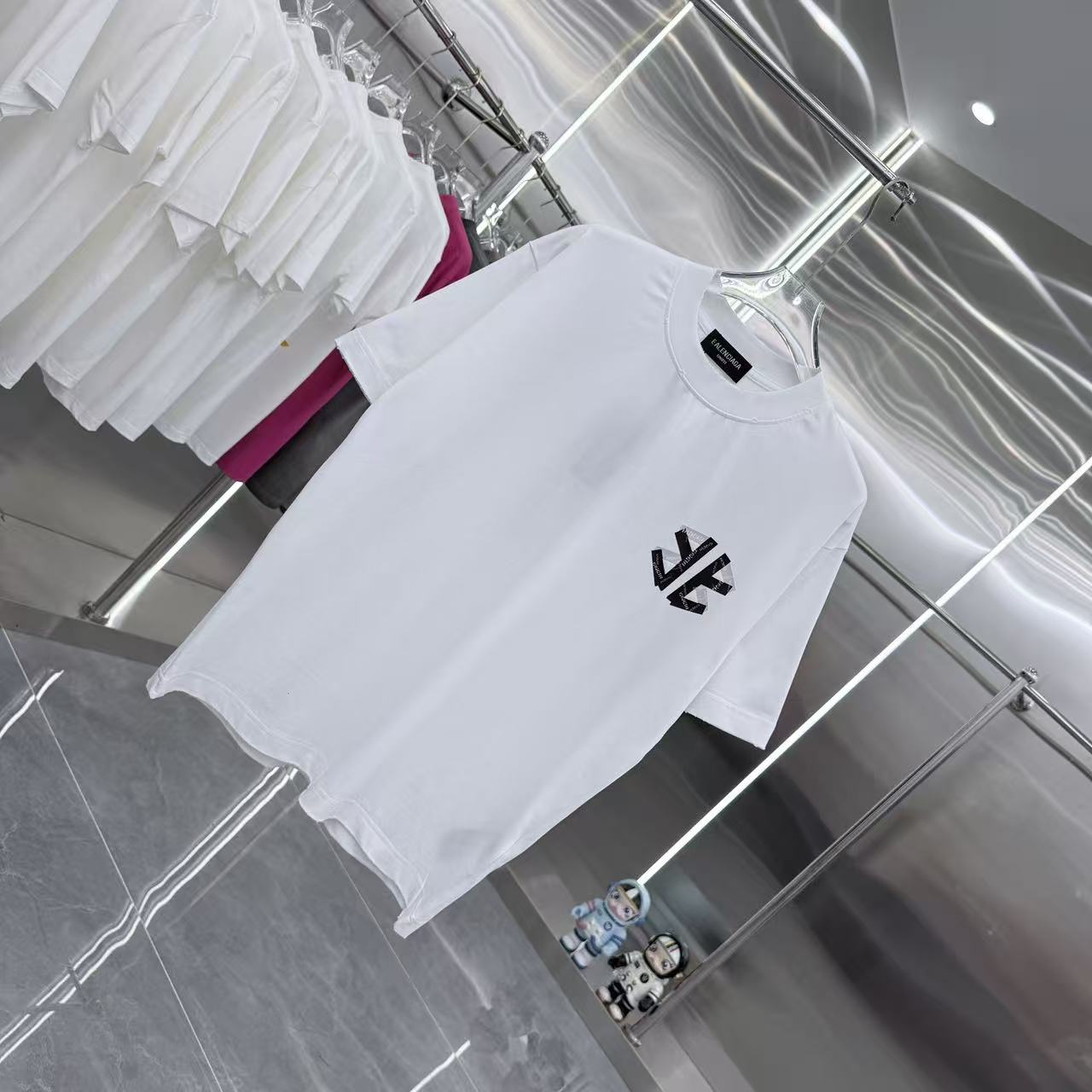 Balenciaga 原單 男款星星圖案短袖T恤 潮流街頭百搭款| 13 Balenciaga 原單 男款星星圖案短袖T恤 潮流街頭百搭款