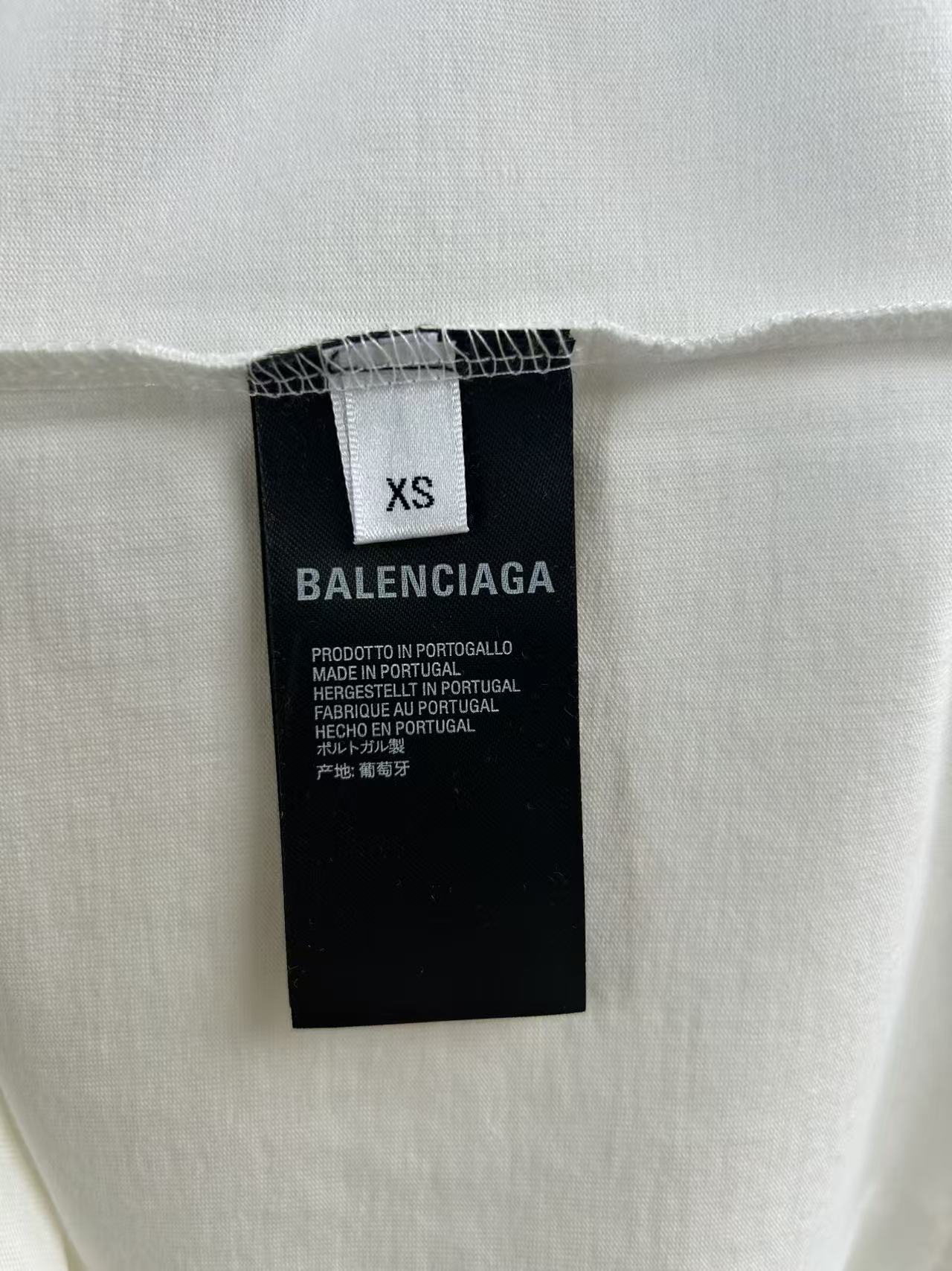 Balenciaga 高仿 男款簡約LOGO短袖T恤 百搭潮流設計上衣| 16 Balenciaga 高仿 男款簡約LOGO短袖T恤 百搭潮流設計上衣