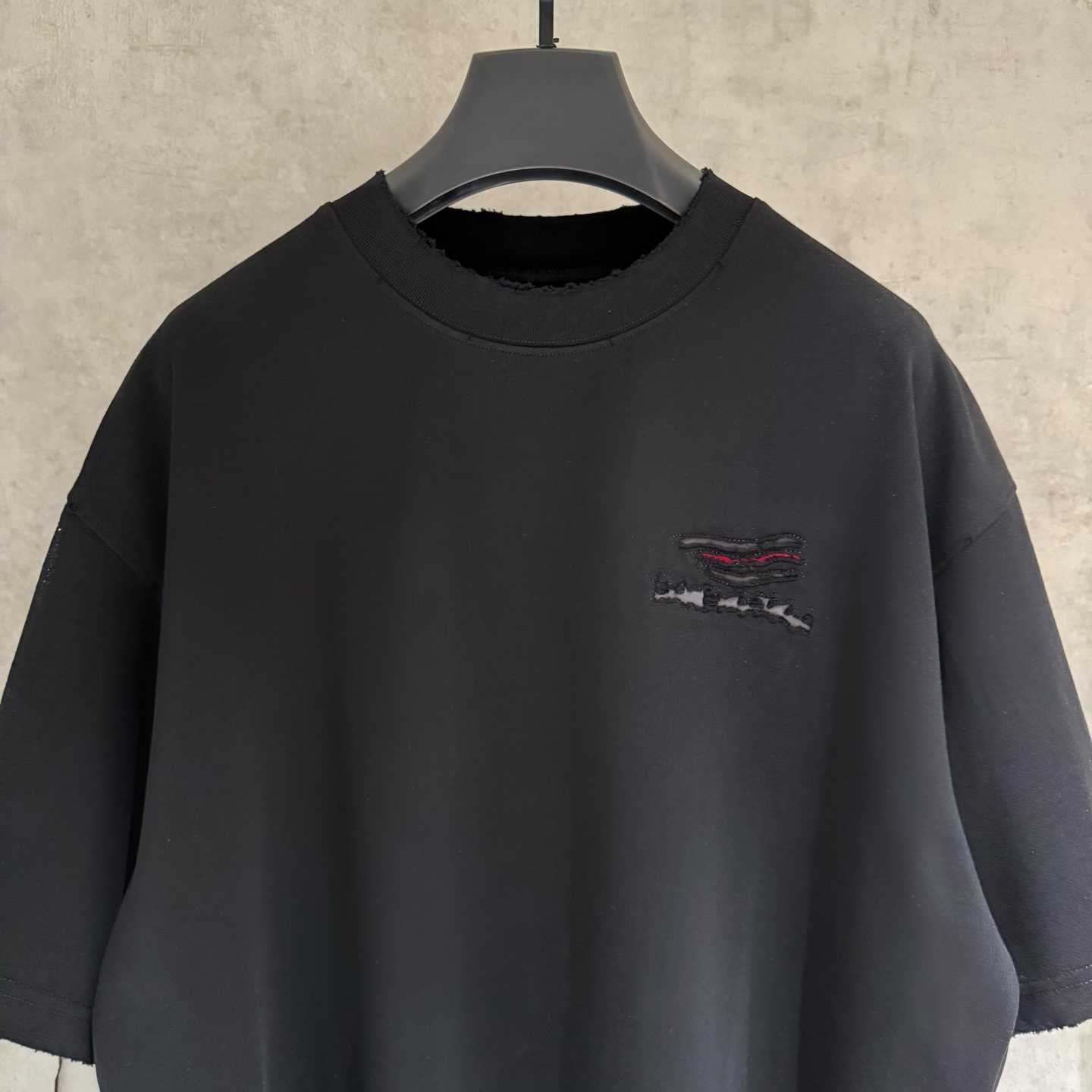 Balenciaga 一比一極簡刺繡Logo寬鬆短袖T恤 潮流百搭款| 13 Balenciaga 一比一極簡刺繡Logo寬鬆短袖T恤 潮流百搭款