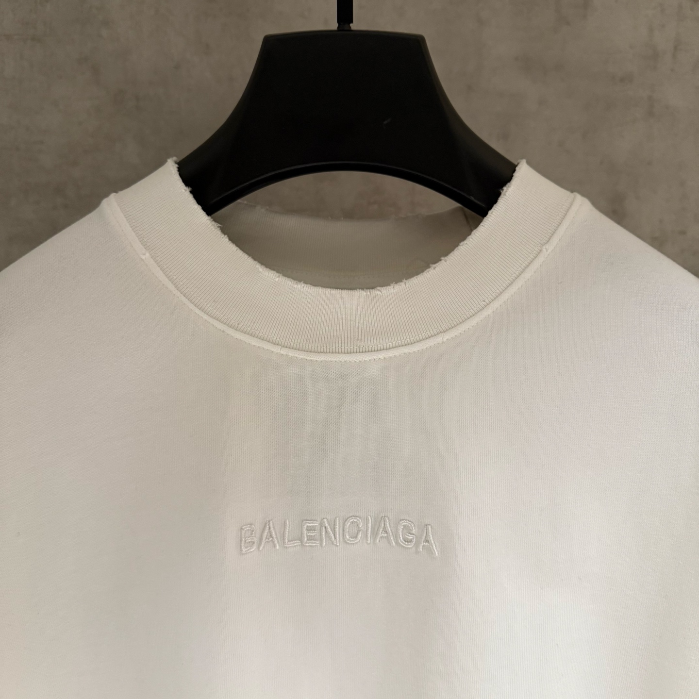Balenciaga 一比一 男款紅標字母短袖T恤 潮流街頭百搭款| 10 Balenciaga 一比一 男款紅標字母短袖T恤 潮流街頭百搭款