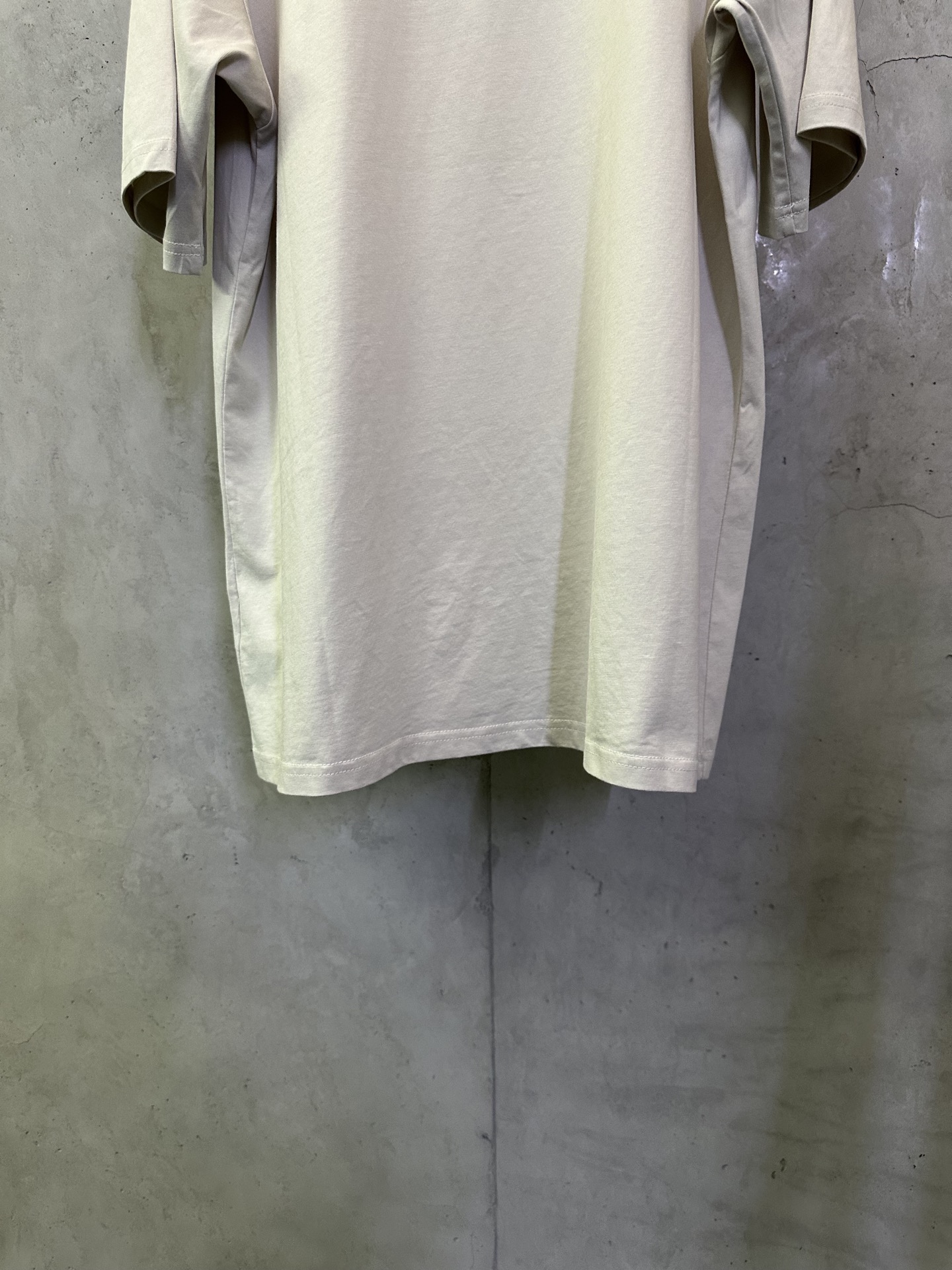 Balenciaga 原單 男款簡約Logo短袖T恤 潮流百搭休閒款| 10 Balenciaga 原單 男款簡約Logo短袖T恤 潮流百搭休閒款