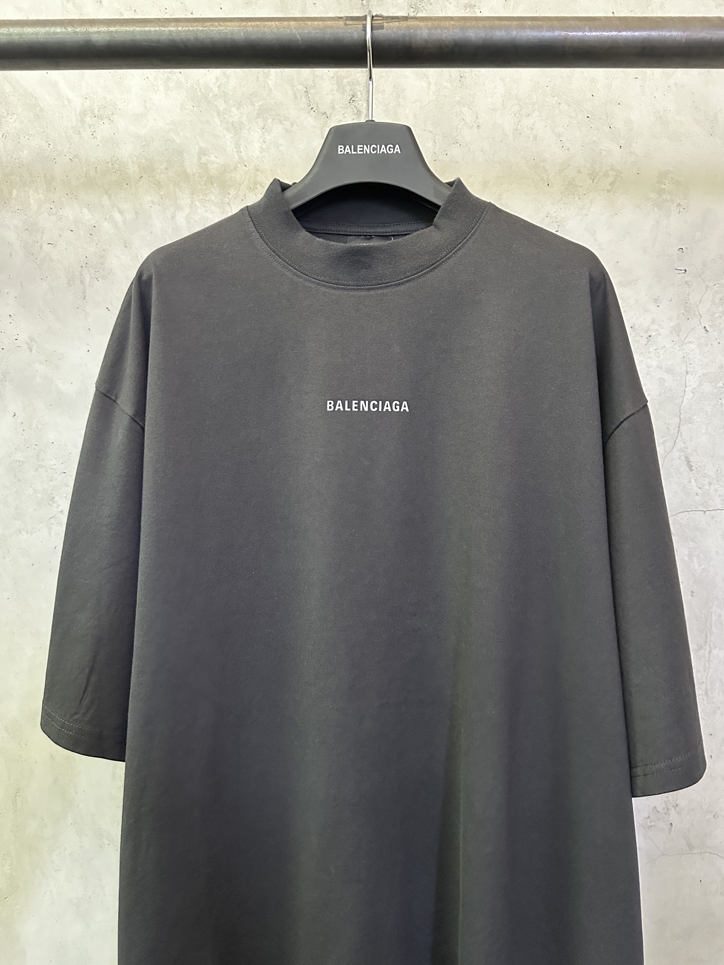 Balenciaga A貨 男款極簡Logo短袖T恤 潮流休閒百搭款| 13 Balenciaga A貨 男款極簡Logo短袖T恤 潮流休閒百搭款