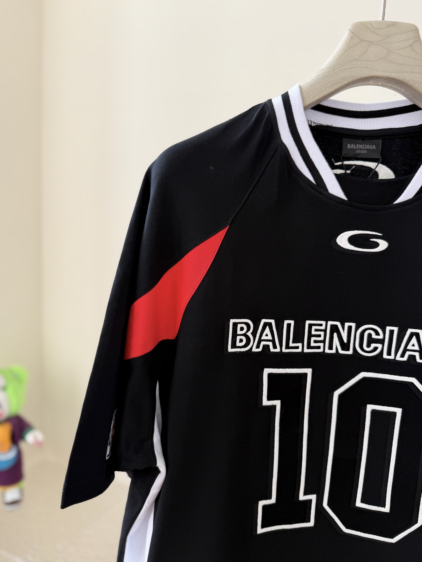 Balenciaga 高仿 男款10號運動拼接短袖T恤 潮流街頭球衣風| 12 Balenciaga 高仿 男款10號運動拼接短袖T恤 潮流街頭球衣風