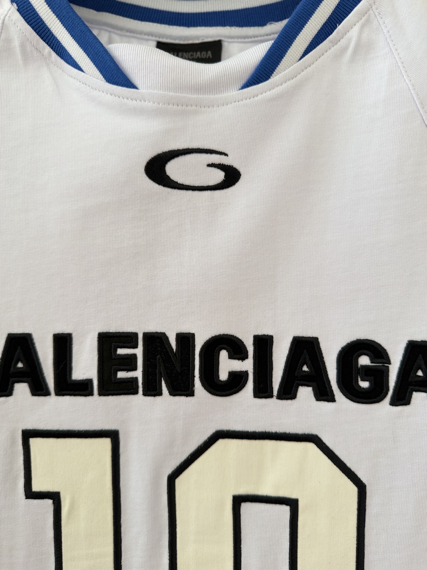 Balenciaga 一比一 男款10號運動拼接短袖T恤 潮流球衣風設計| 10 Balenciaga 一比一 男款10號運動拼接短袖T恤 潮流球衣風設計