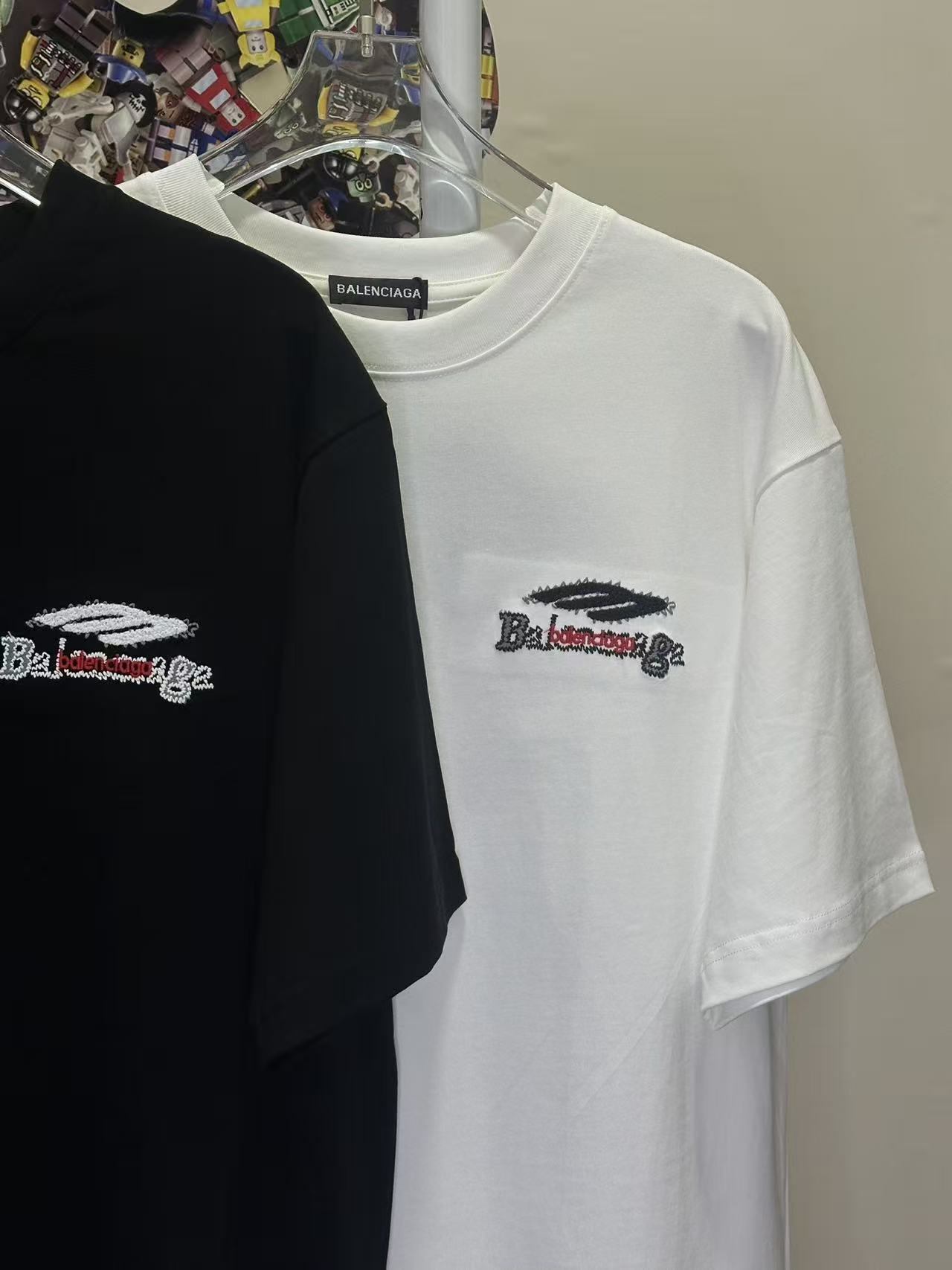 Balenciaga 高仿 男款小Logo刺繡短袖T恤 簡約休閒百搭款| 10 Balenciaga 高仿 男款小Logo刺繡短袖T恤 簡約休閒百搭款
