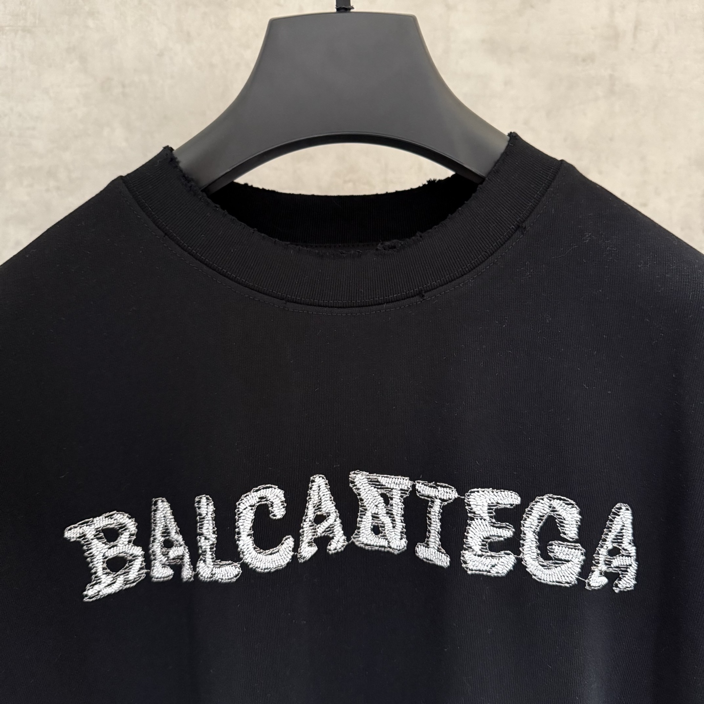 Balenciaga 高仿 男款BALCANIEGA字母短袖T恤 潮流街頭款| 10 Balenciaga 高仿 男款BALCANIEGA字母短袖T恤 潮流街頭款