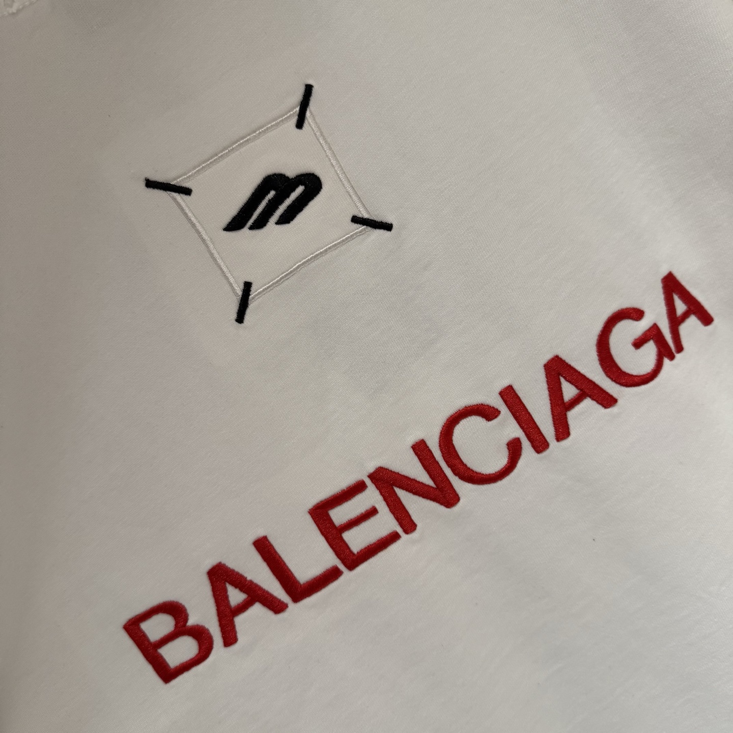 Balenciaga 高仿 BB刺繡寬鬆短袖T恤 白色簡約Logo潮流上衣| 9 Balenciaga 高仿 BB刺繡寬鬆短袖T恤 白色簡約Logo潮流上衣