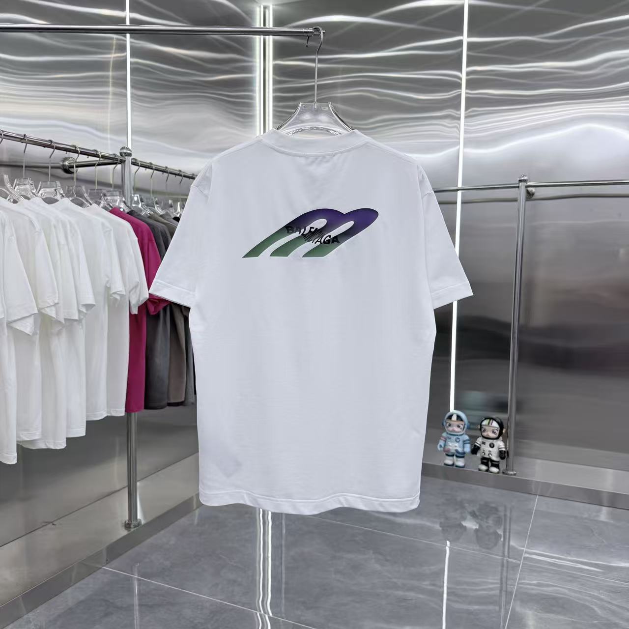 Balenciaga 一比一 男款 彩色極簡Logo短袖T恤 白色簡約潮流| 8 Balenciaga 一比一 男款 彩色極簡Logo短袖T恤 白色簡約潮流