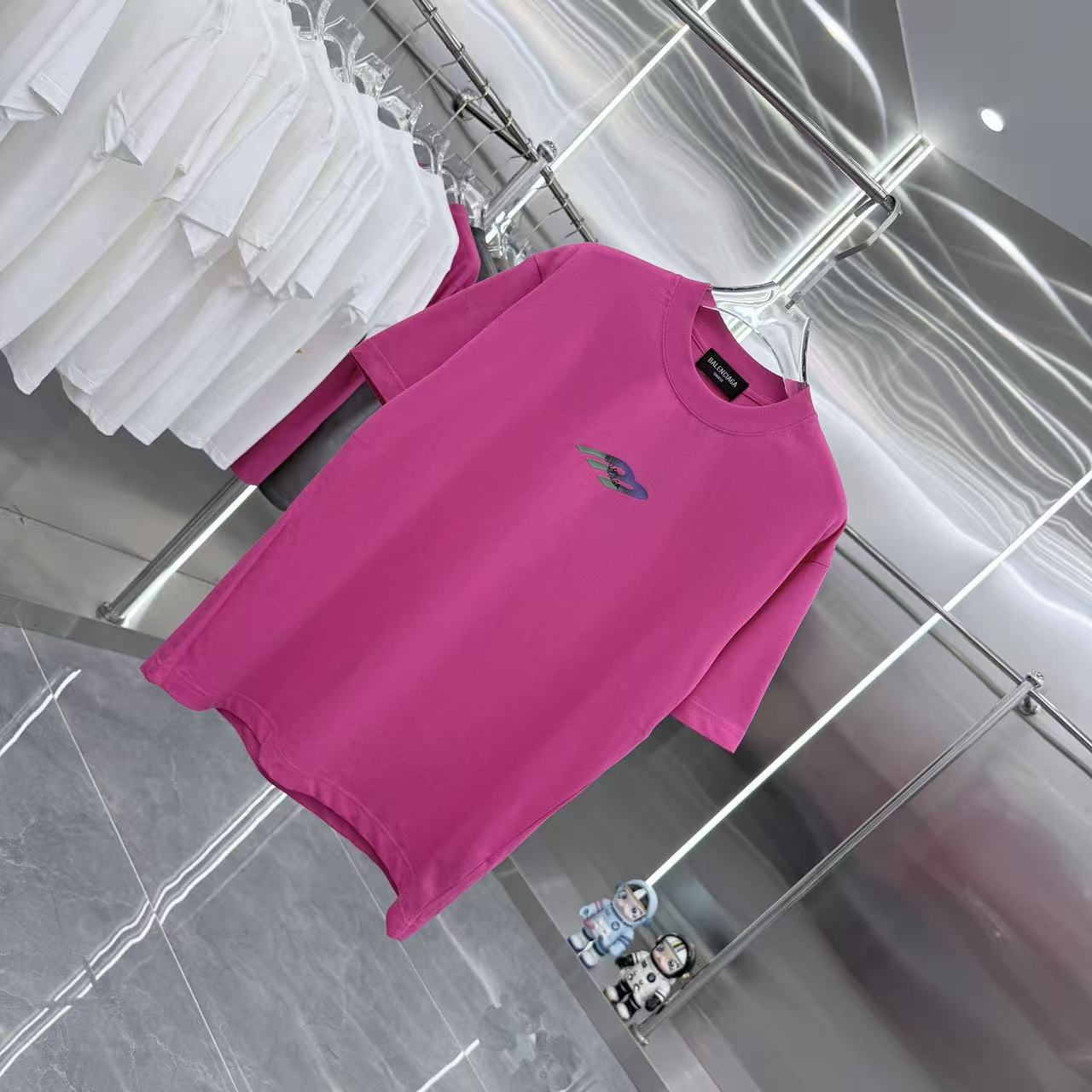 Balenciaga 原單 男款 彩色Logo短袖T恤 玫紅亮色街頭風| 13 Balenciaga 原單 男款 彩色Logo短袖T恤 玫紅亮色街頭風