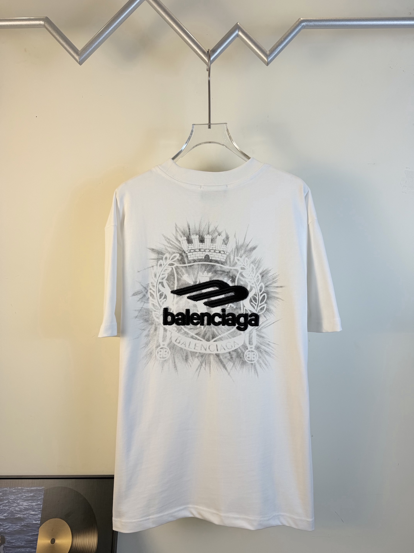 Balenciaga 原單 男款 刺繡Logo短袖T恤 白色簡約潮流款| 7 Balenciaga 原單 男款 刺繡Logo短袖T恤 白色簡約潮流款