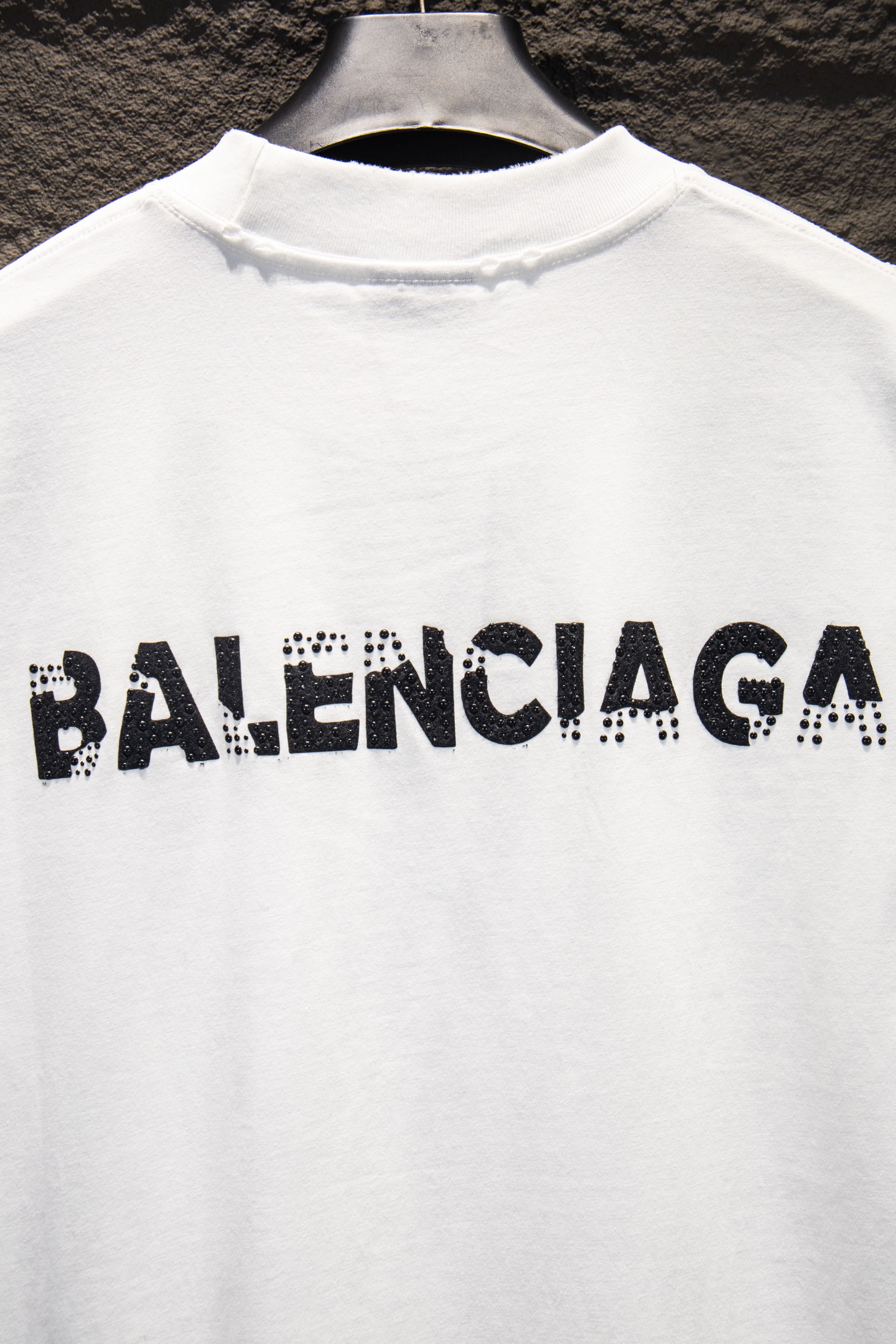 Balenciaga 高仿 男款 BB水鑽Logo短袖T恤 白色時尚潮流| 11 Balenciaga 高仿 男款 BB水鑽Logo短袖T恤 白色時尚潮流
