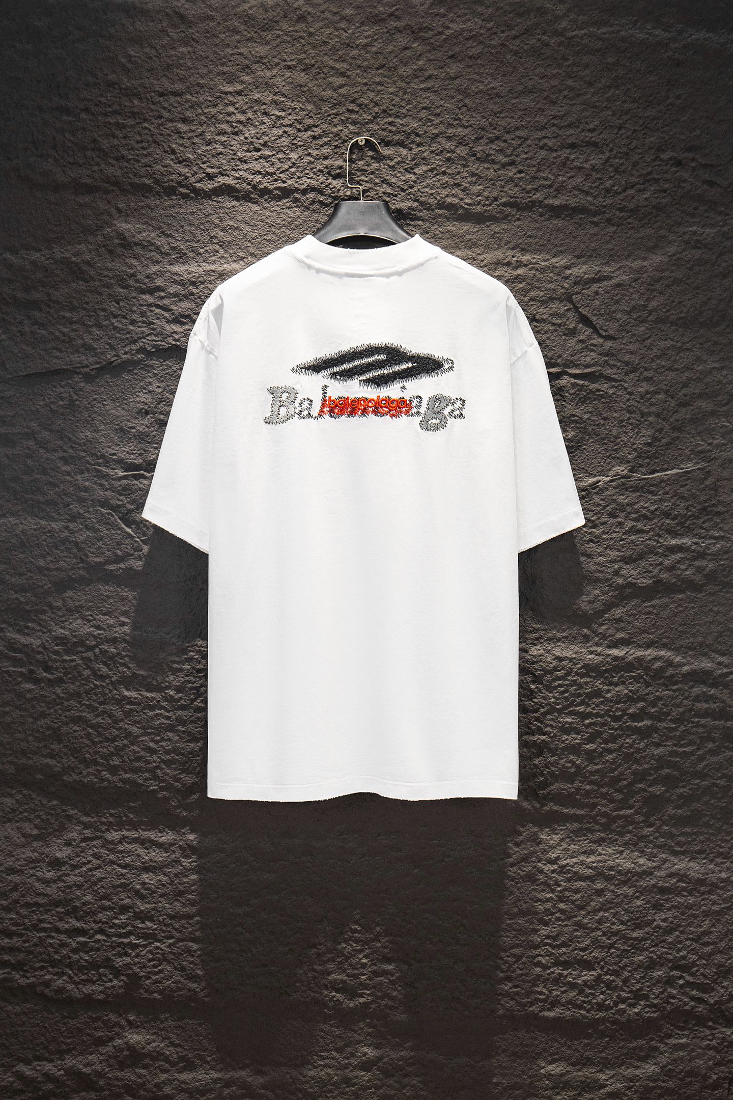 Balenciaga A貨 男款 刺繡Logo短袖T恤 極簡街頭休閒款| 14 Balenciaga A貨 男款 刺繡Logo短袖T恤 極簡街頭休閒款