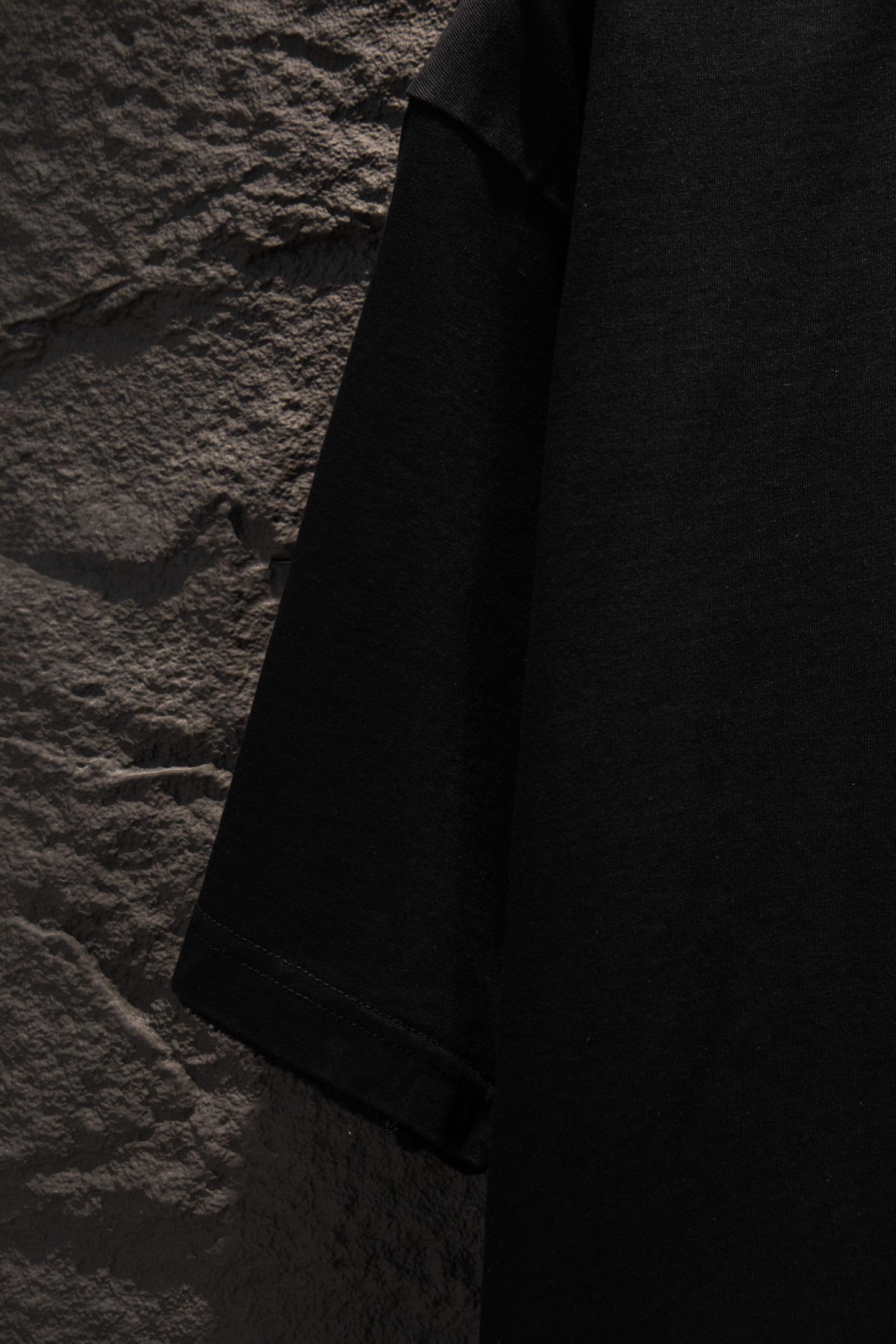 Balenciaga 原單 男款 刺繡Logo短袖T恤 黑色極簡街頭潮流款| 8 Balenciaga 原單 男款 刺繡Logo短袖T恤 黑色極簡街頭潮流款