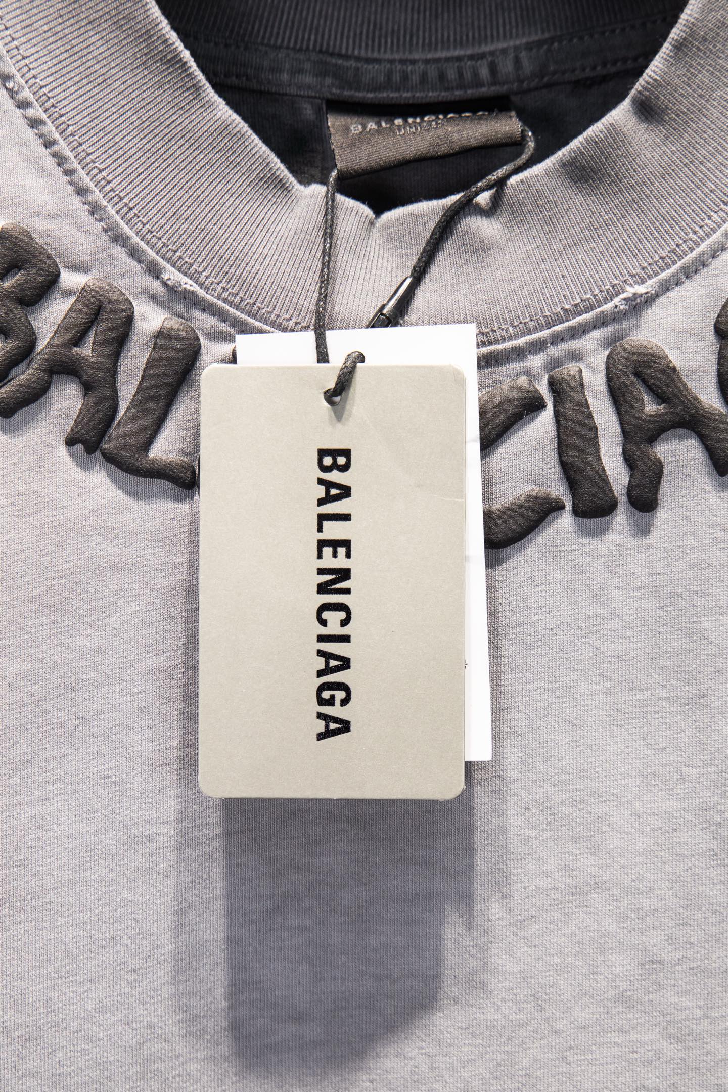Balenciaga 一比一 男款 小LOGO短袖T恤 潮流街頭簡約百搭款| 8 Balenciaga 一比一 男款 小LOGO短袖T恤 潮流街頭簡約百搭款