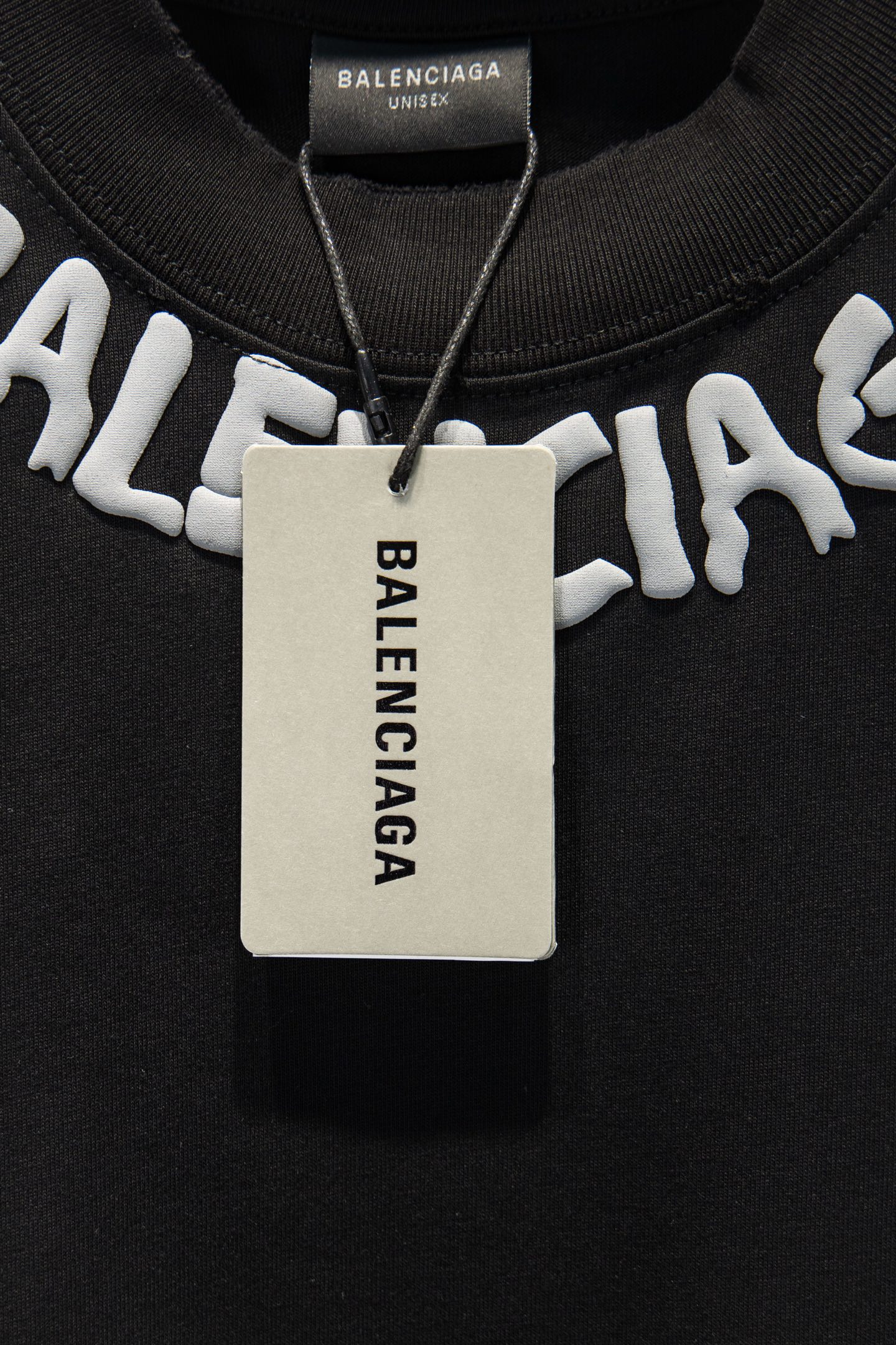 Balenciaga 高仿 男款 蝴蝶圖案印花短袖T恤 潮流街頭設計款| 8 Balenciaga 高仿 男款 蝴蝶圖案印花短袖T恤 潮流街頭設計款