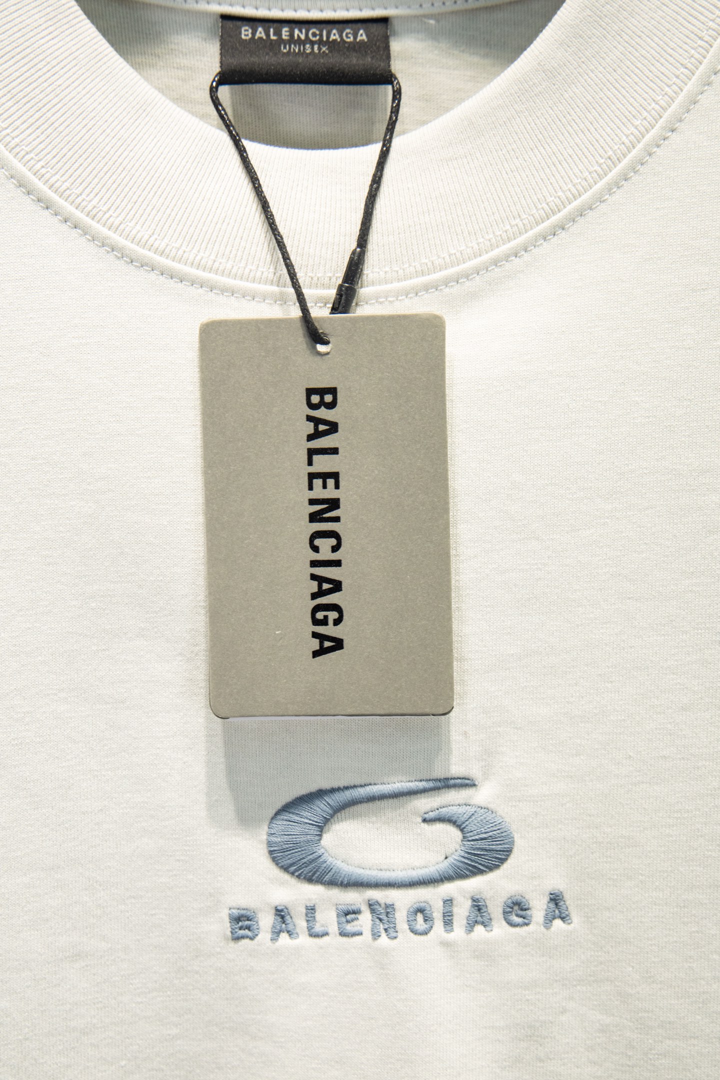 Balenciaga 高仿 男款 潮流字母LOGO短袖T恤 街頭風格百搭款| 8 Balenciaga 高仿 男款 潮流字母LOGO短袖T恤 街頭風格百搭款