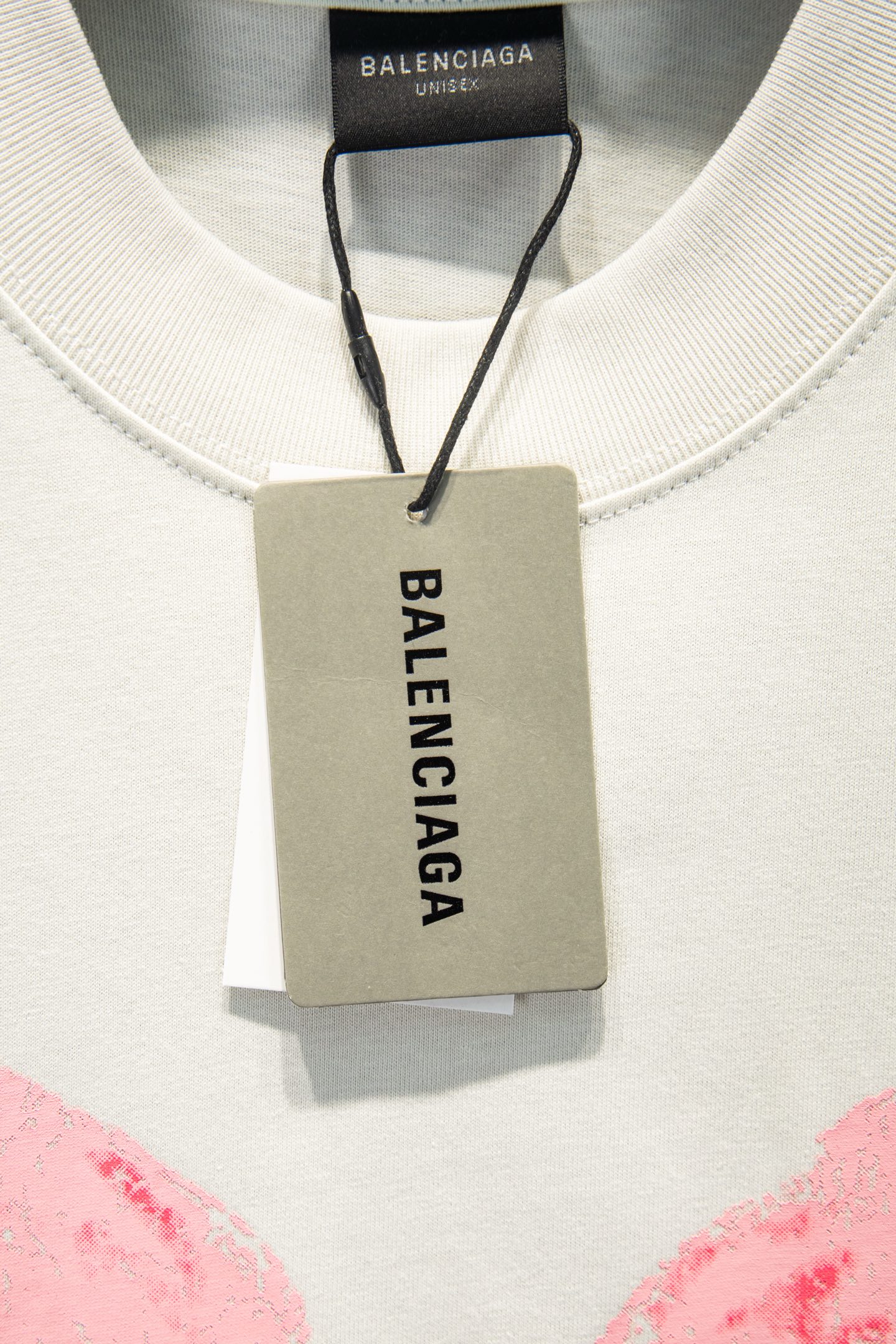 Balenciaga 一比一 女款 蝴蝶結印花短袖T恤 米白色寬鬆版型 潮流百搭設計| 7 Balenciaga 一比一 女款 蝴蝶結印花短袖T恤 米白色寬鬆版型 潮流百搭設計
