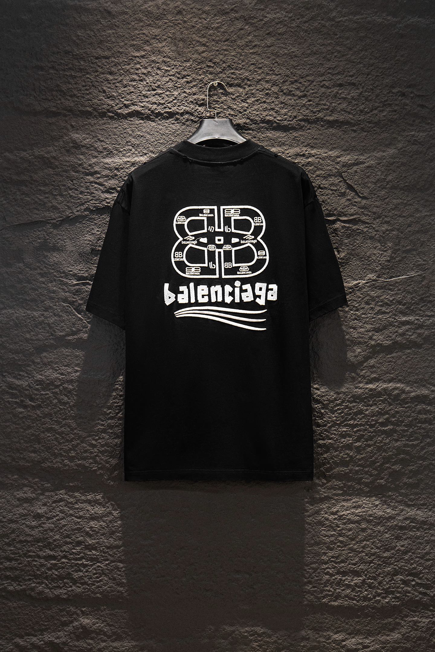 Balenciaga 高仿 男款 BB字母Logo短袖T恤 黑色寬鬆潮流時尚款| 14 Balenciaga 高仿 男款 BB字母Logo短袖T恤 黑色寬鬆潮流時尚款