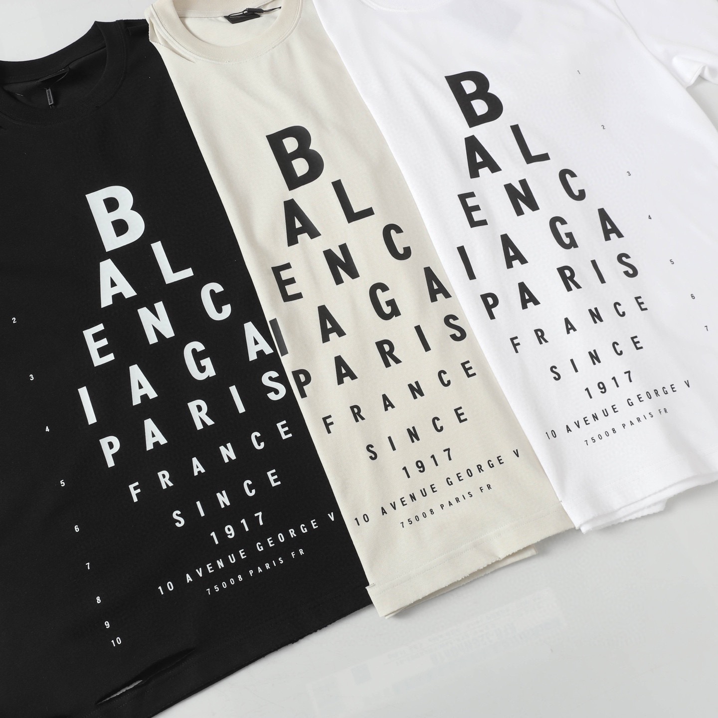 Balenciaga 一比一 男款字母印花短袖T恤 街頭潮流設計| 8 Balenciaga 一比一 男款字母印花短袖T恤 街頭潮流設計