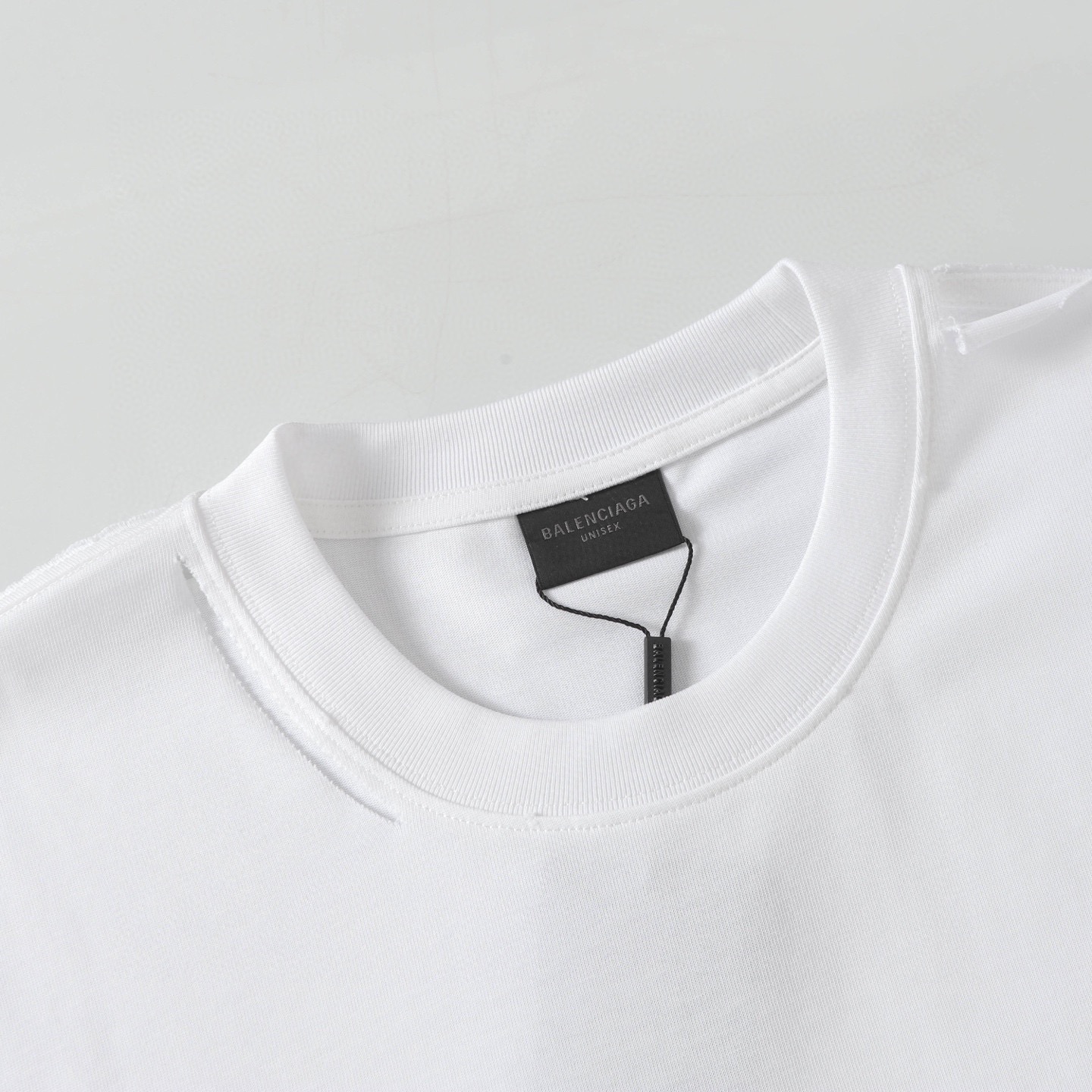 Balenciaga A貨 男款字母印花短袖T恤 百搭潮流款| 13 Balenciaga A貨 男款字母印花短袖T恤 百搭潮流款