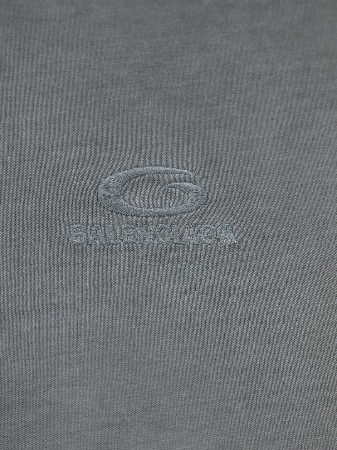 Balenciaga 一比一 男款做舊水洗短袖T恤 潮流休閒設計| 10 Balenciaga 一比一 男款做舊水洗短袖T恤 潮流休閒設計