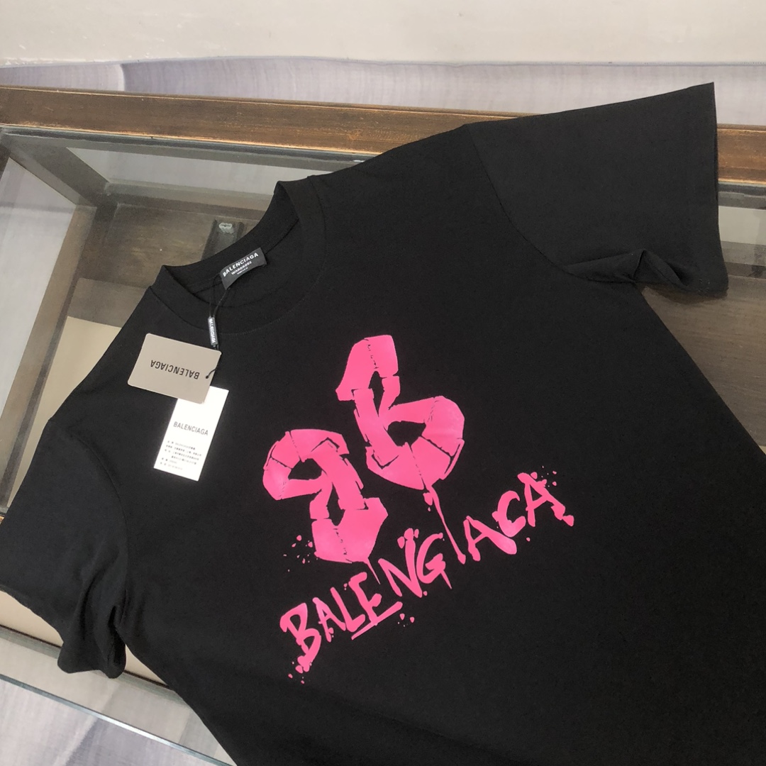 Balenciaga 高仿 男款潮流印花短袖T恤 百搭休閒款| 16 Balenciaga 高仿 男款潮流印花短袖T恤 百搭休閒款