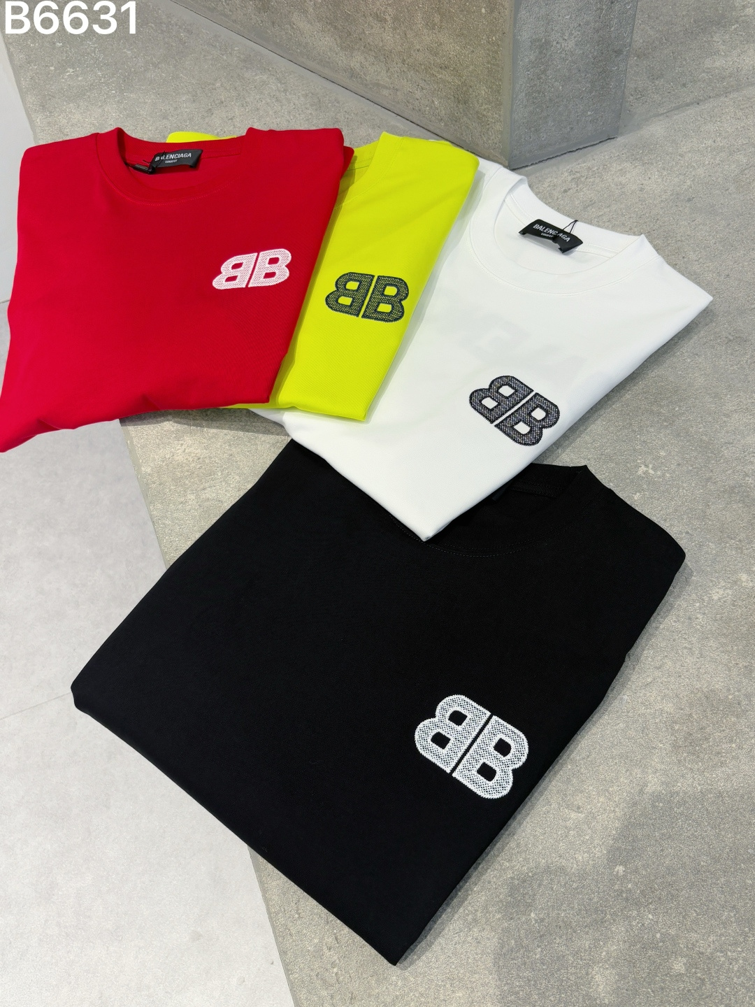 Balenciaga 高仿 男款BB刺繡短袖T恤 潮流休閒設計| 7 Balenciaga 高仿 男款BB刺繡短袖T恤 潮流休閒設計