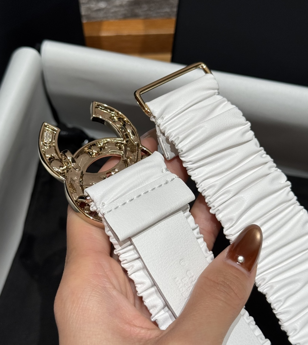 Chanel白色彩寶雙C扣女士腰帶 A貨小香風彈力皮帶| 10 Chanel白色彩寶雙C扣女士腰帶 A貨小香風彈力皮帶